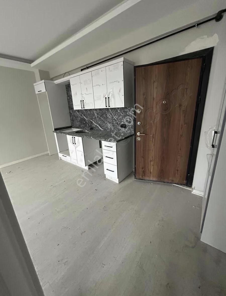 Yüksek Kredili Harika Konumda Fırsat 1+1 Daire - Görsel 17