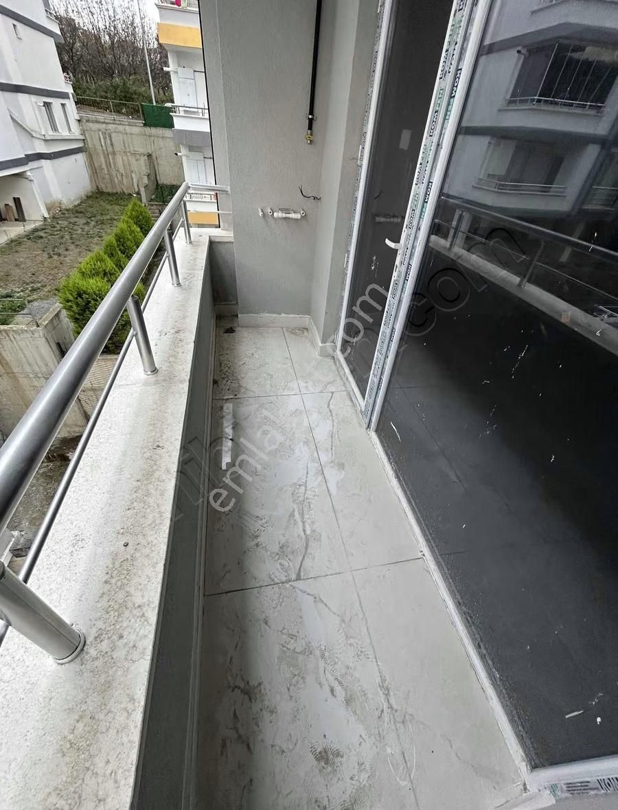 Yüksek Kredili Harika Konumda Fırsat 1+1 Daire - Görsel 7