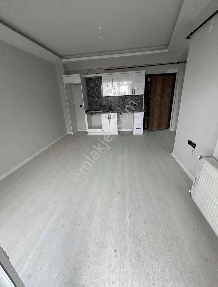 Yüksek Kredili Harika Konumda Fırsat 1+1 Daire - Görsel 8