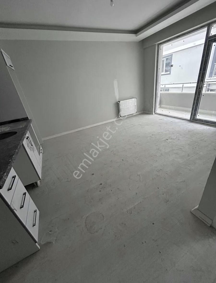 Yüksek Kredili Harika Konumda Fırsat 1+1 Daire - Görsel 14