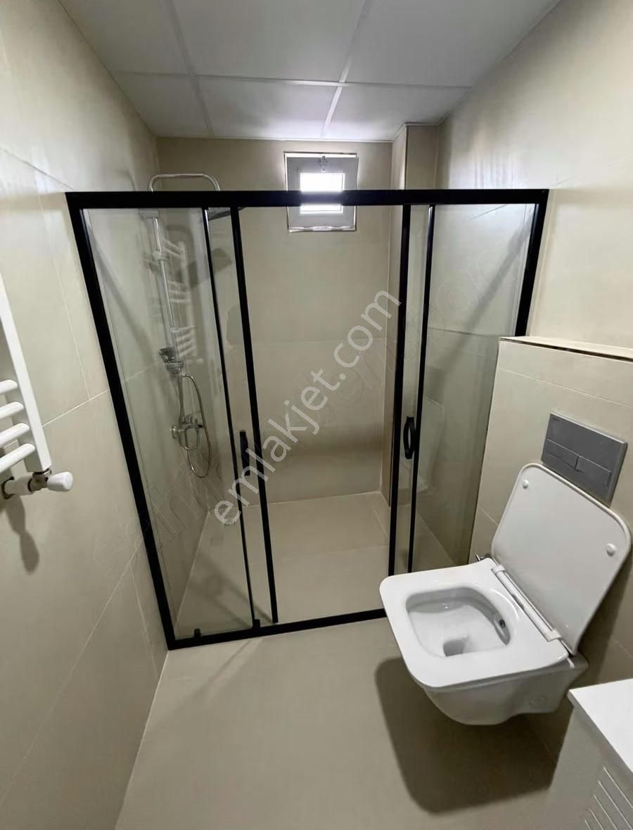 Deniz Ve Orman Manzaralı Tramvaya Yakın Eşyalı1+1 - Görsel 25