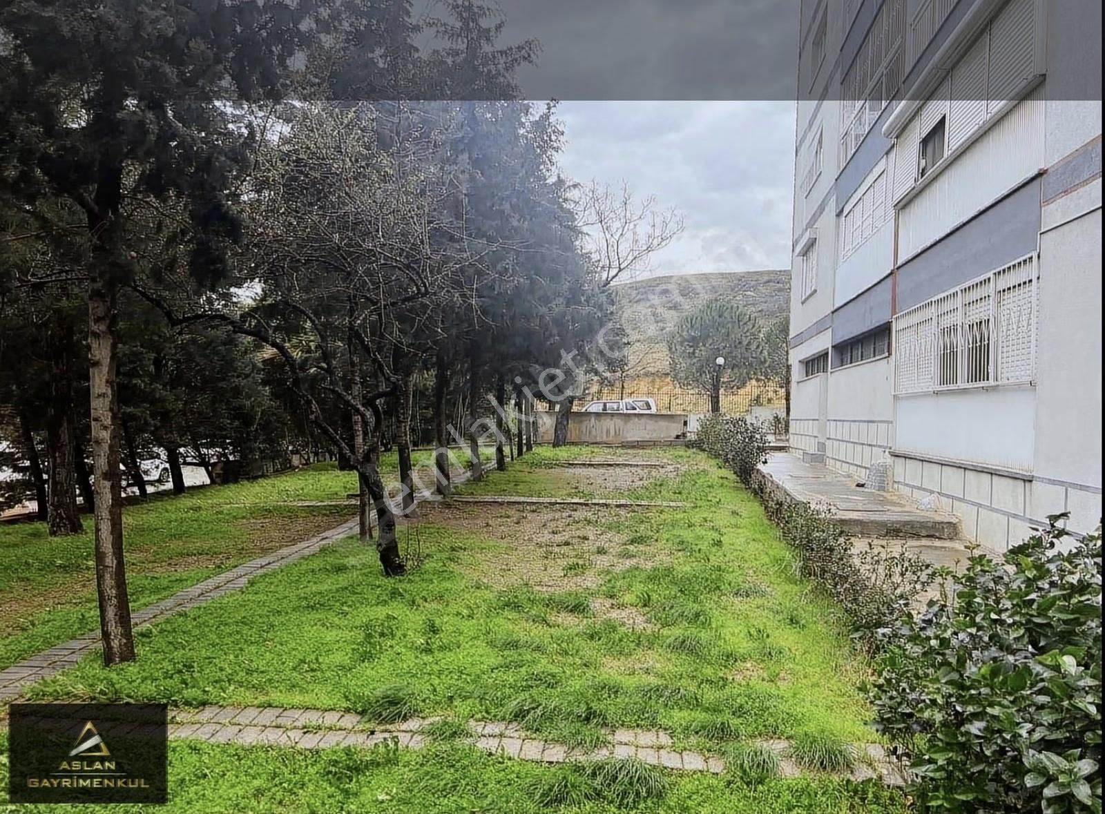 Site İçinde Çift Balkonlu Kapalı Mutfak Aydınlık Daire - Görsel 16