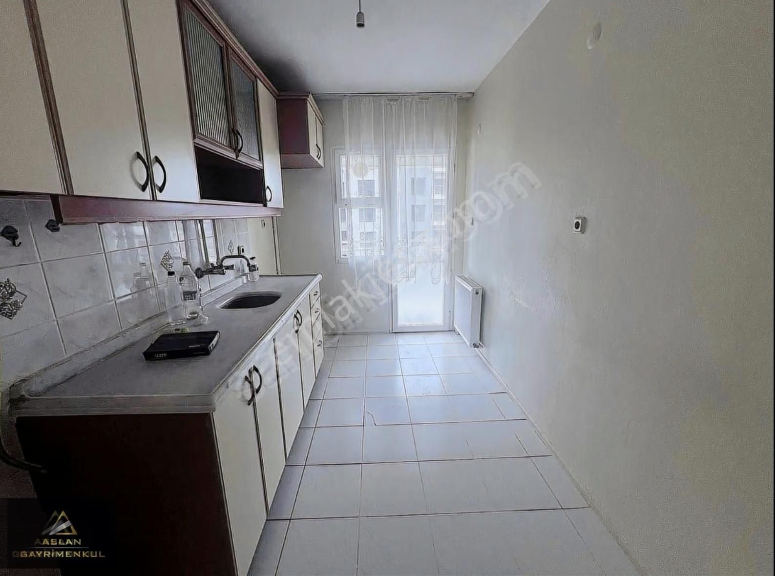 Site İçinde Çift Balkonlu Kapalı Mutfak Aydınlık Daire - Görsel 11