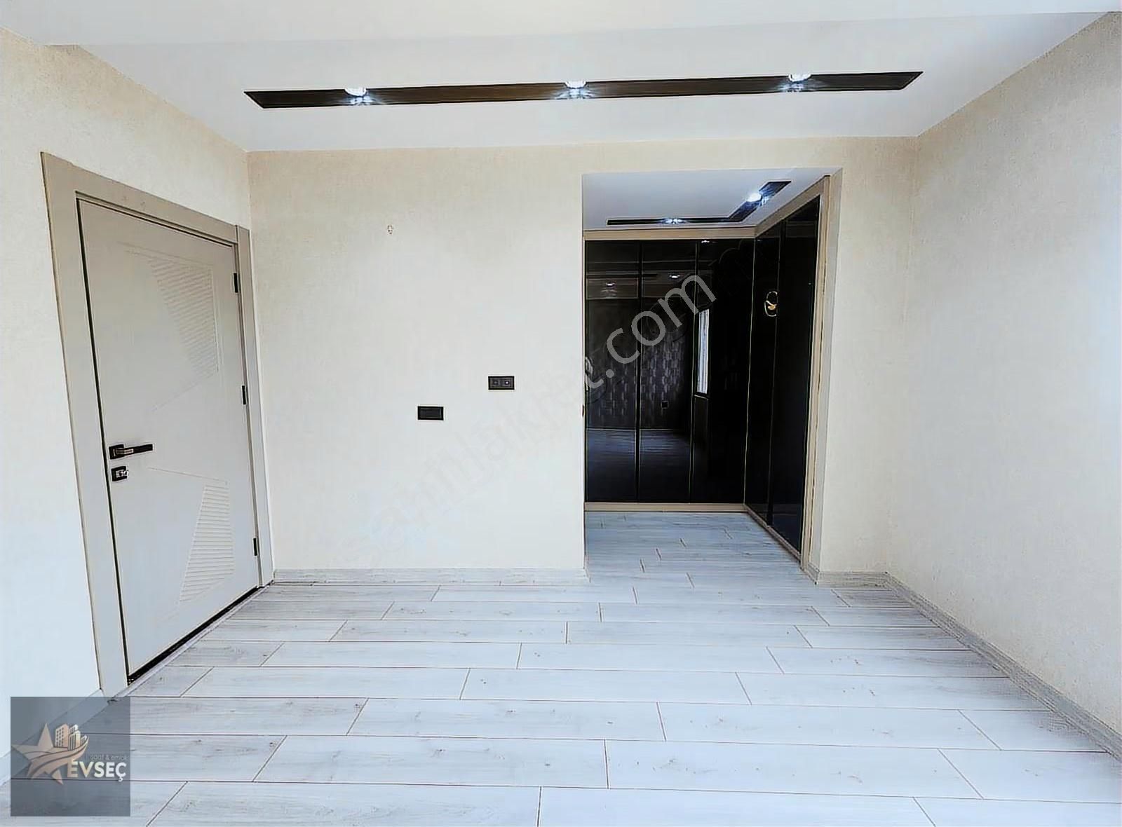 Evseç Emlaktan 35 Metre Yol Üzerinde 2+1 Satılık Lüks Daire - Görsel 27