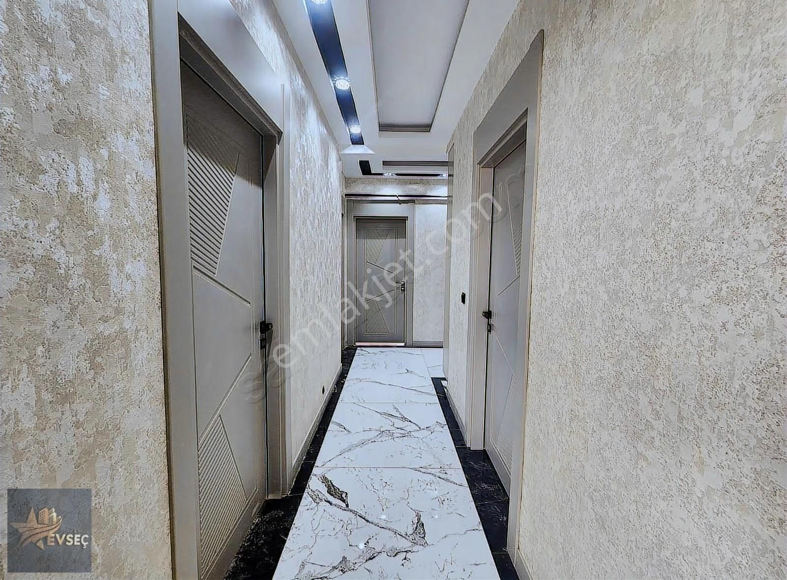 Evseç Emlaktan 35 Metre Yol Üzerinde 2+1 Satılık Lüks Daire - Görsel 17