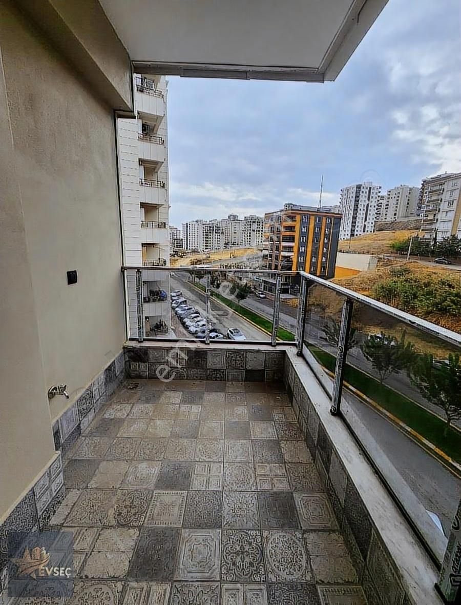 Evseç Emlaktan 35 Metre Yol Üzerinde 2+1 Satılık Lüks Daire - Görsel 10