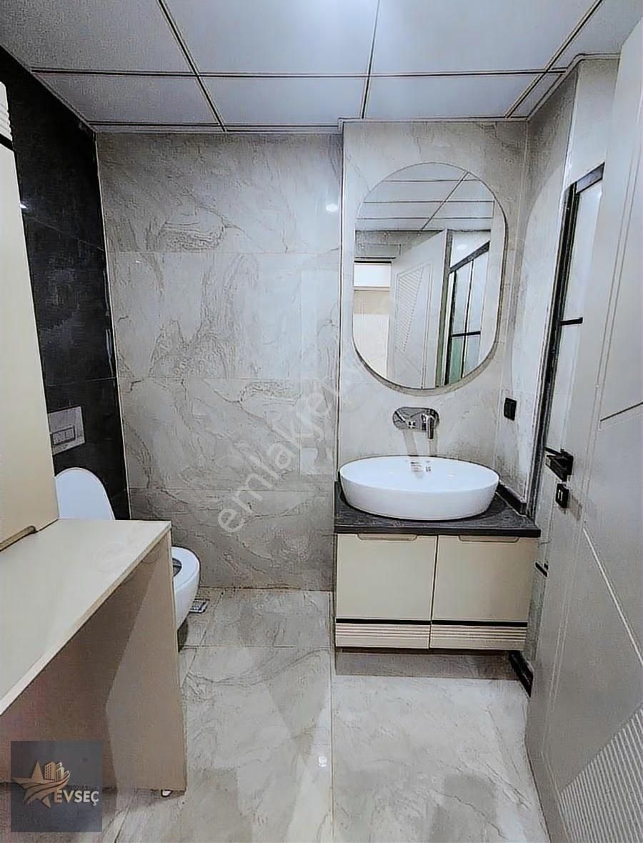 Evseç Emlaktan 35 Metre Yol Üzerinde 2+1 Satılık Lüks Daire - Görsel 4