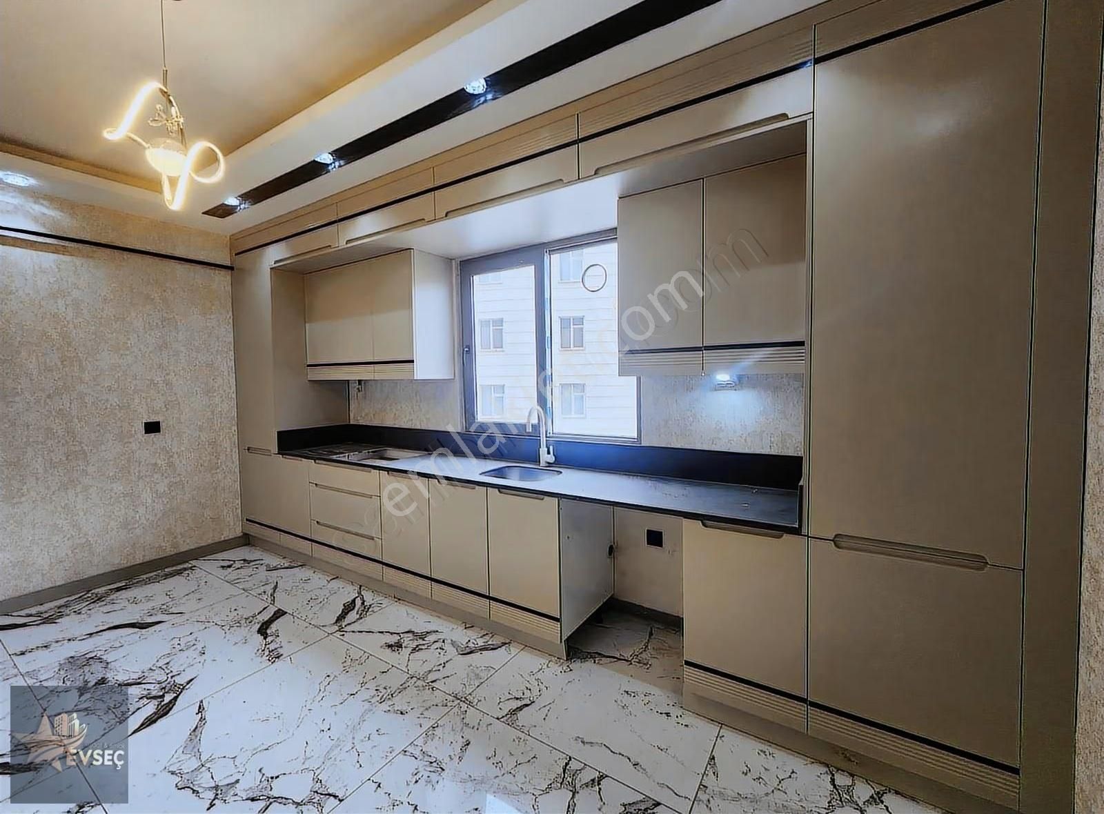 Evseç Emlaktan 35 Metre Yol Üzerinde 2+1 Satılık Lüks Daire - Görsel 16