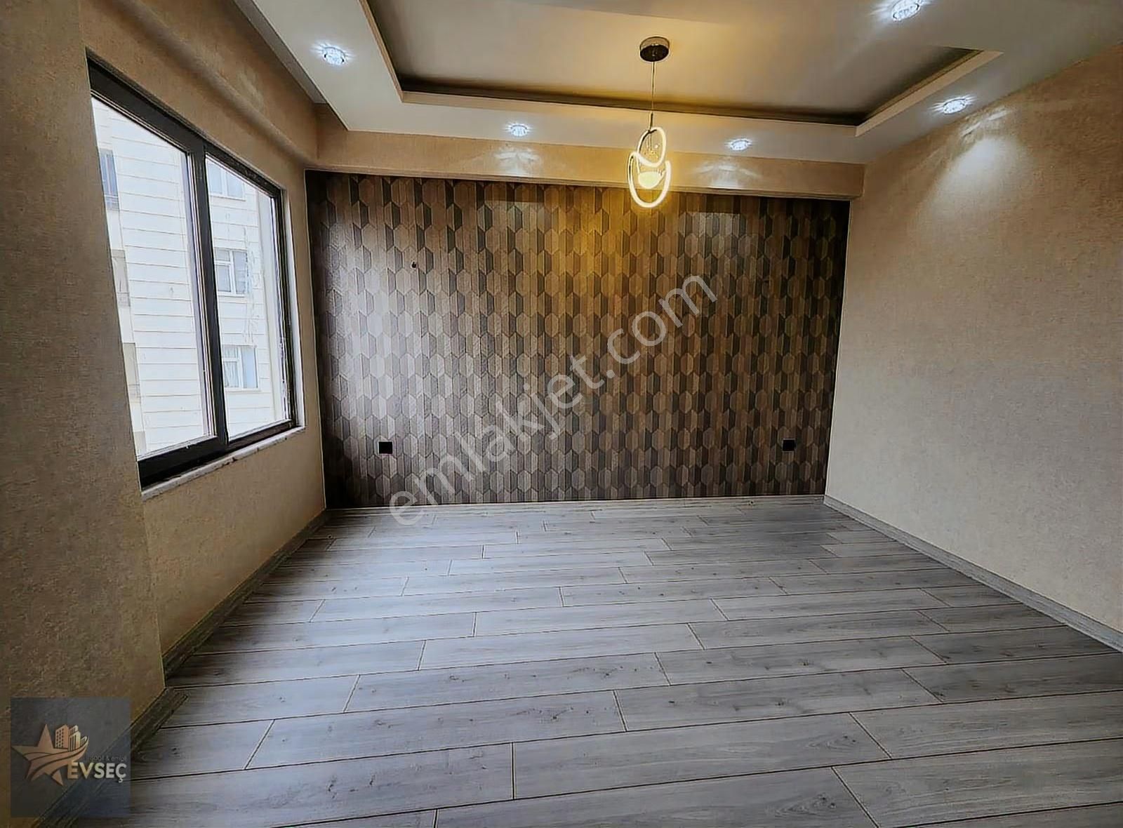 Evseç Emlaktan 35 Metre Yol Üzerinde 2+1 Satılık Lüks Daire - Görsel 21