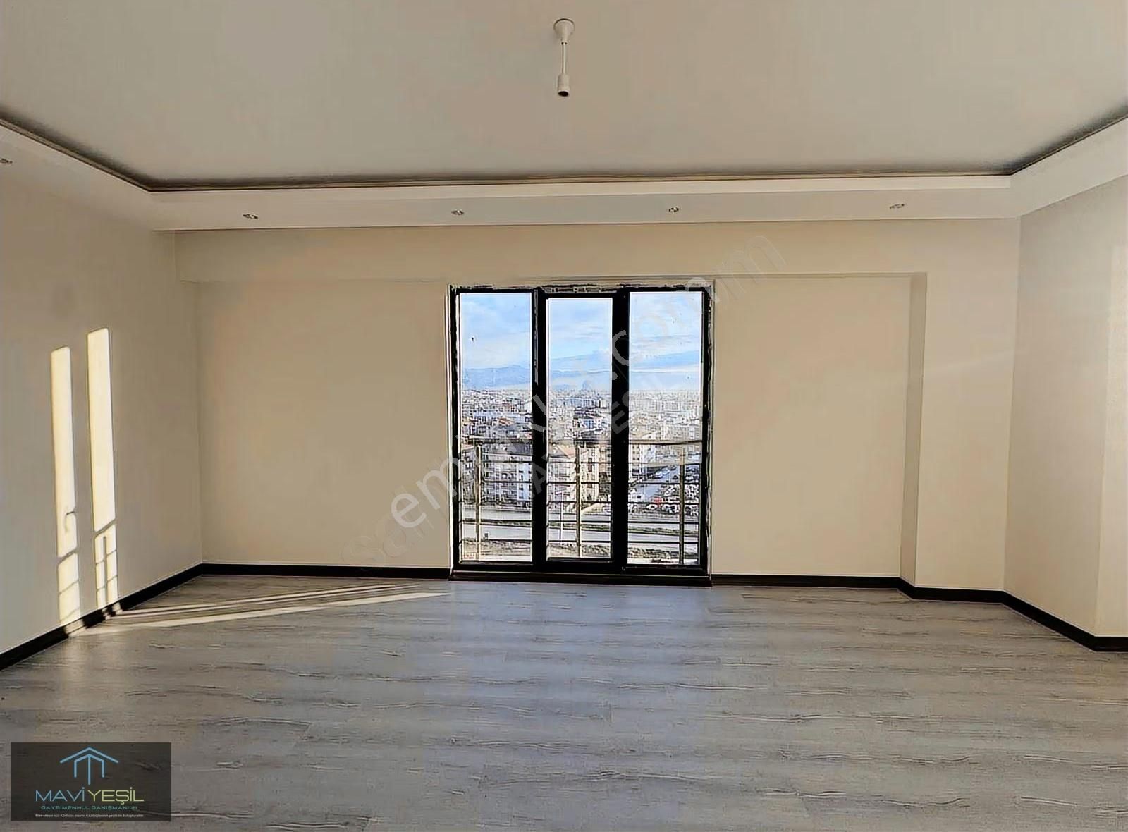 Edremit'te Manzara Şöleni Sunan Eşsiz 6+3/250m² Dubleks Fırsatı - Görsel 33