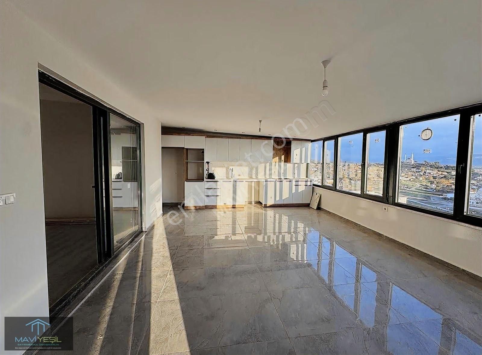 Edremit'te Manzara Şöleni Sunan Eşsiz 6+3/250m² Dubleks Fırsatı - Görsel 27