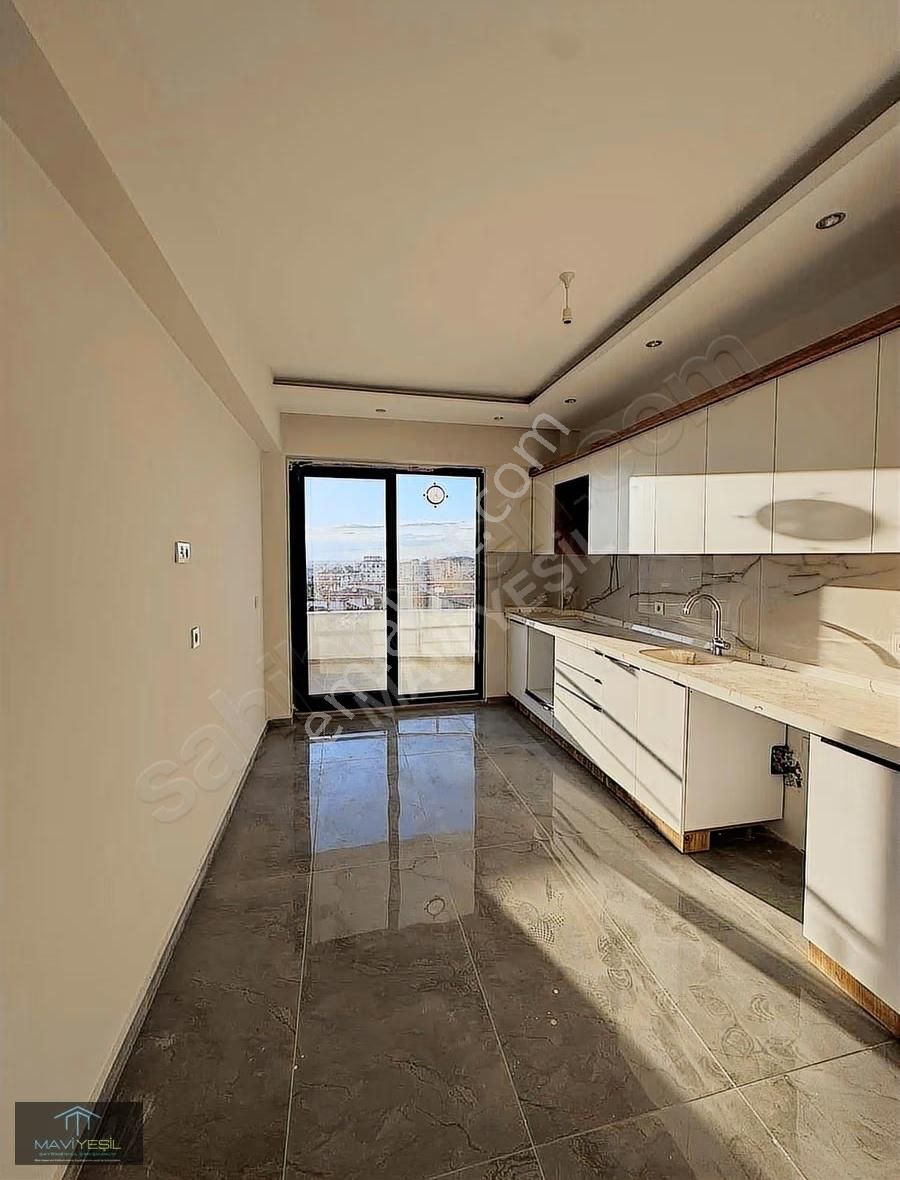 Edremit'te Manzara Şöleni Sunan Eşsiz 6+3/250m² Dubleks Fırsatı - Görsel 9