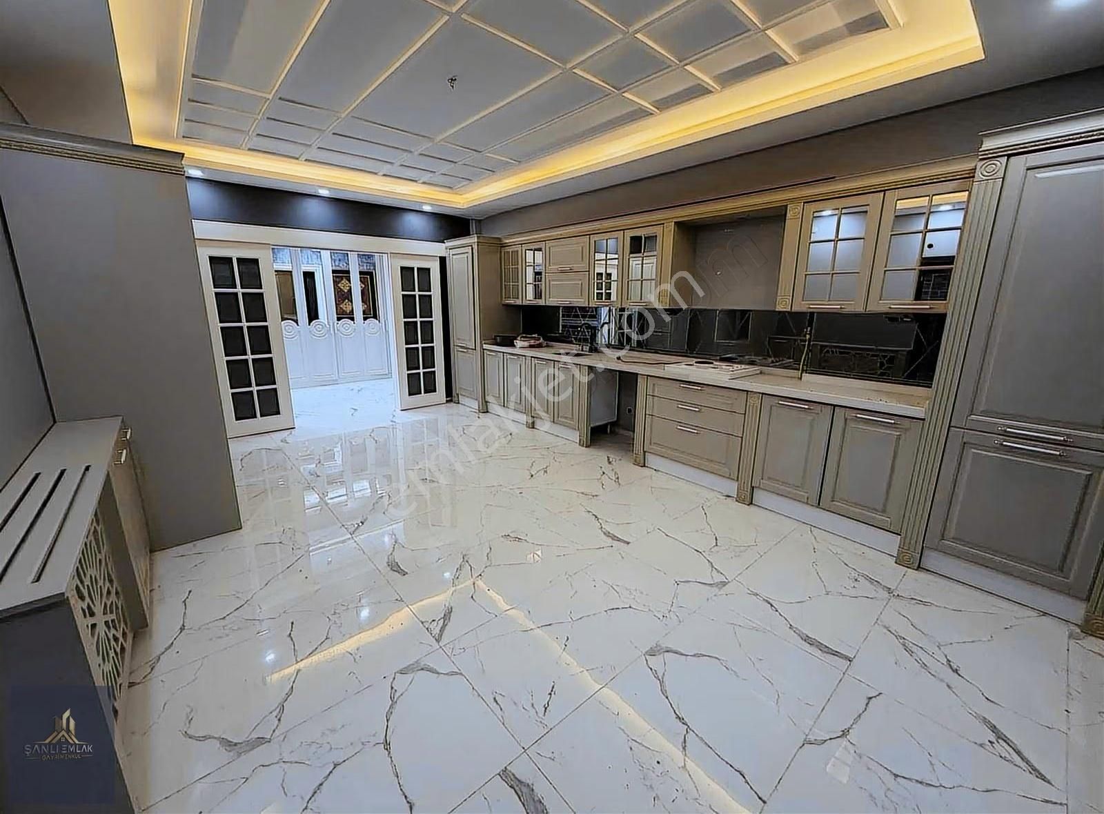 Şanlı Gayrimenkulden Ultra Lüxs Satılık Dublex - Görsel 4