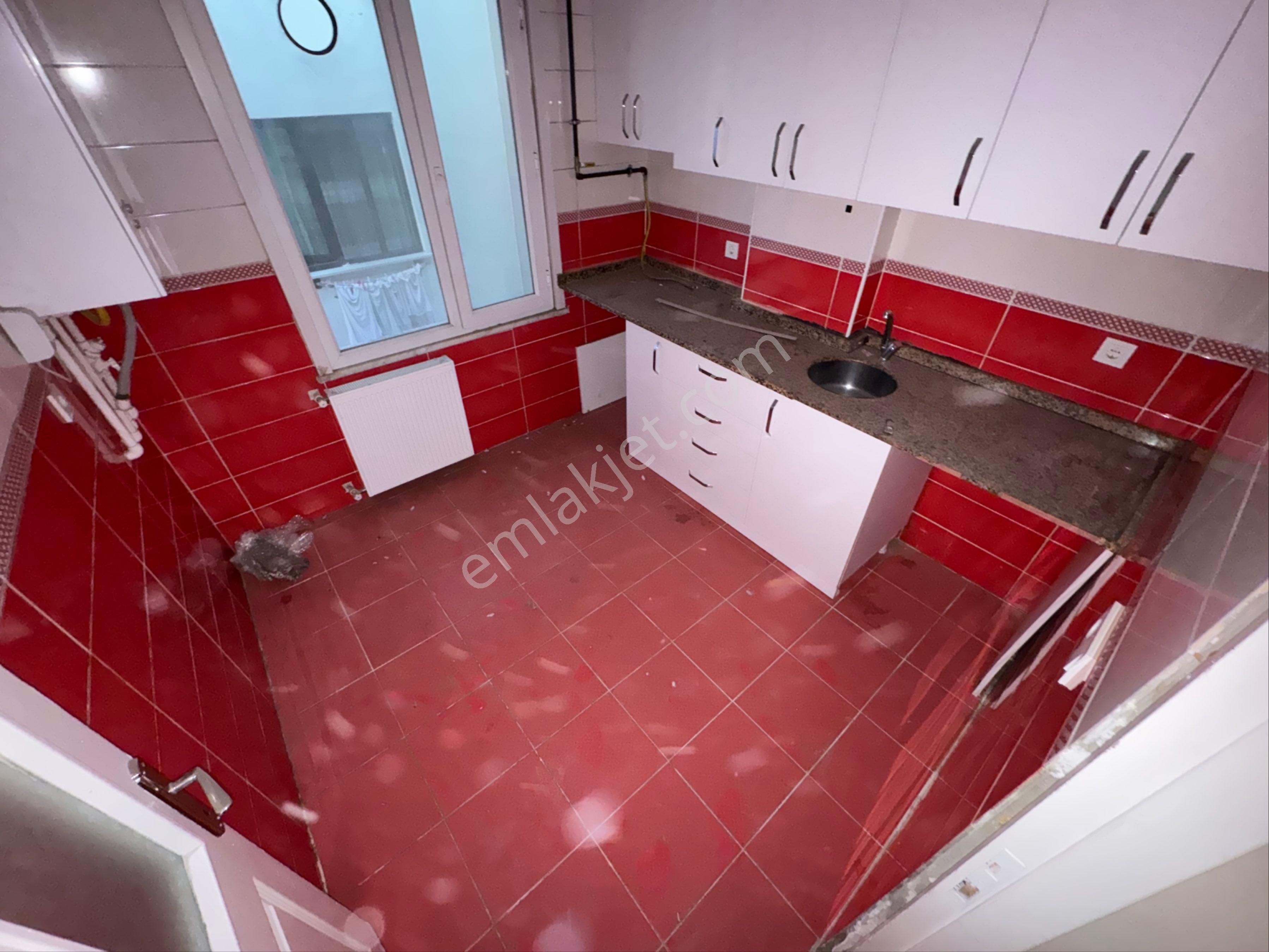 Zafer Yapı Gayrimenkulden Kiralık Daire 3.kat 2+1 90m2 Balkonlu İstanbul Sultangazi Esentepe Mahde - Görsel 15