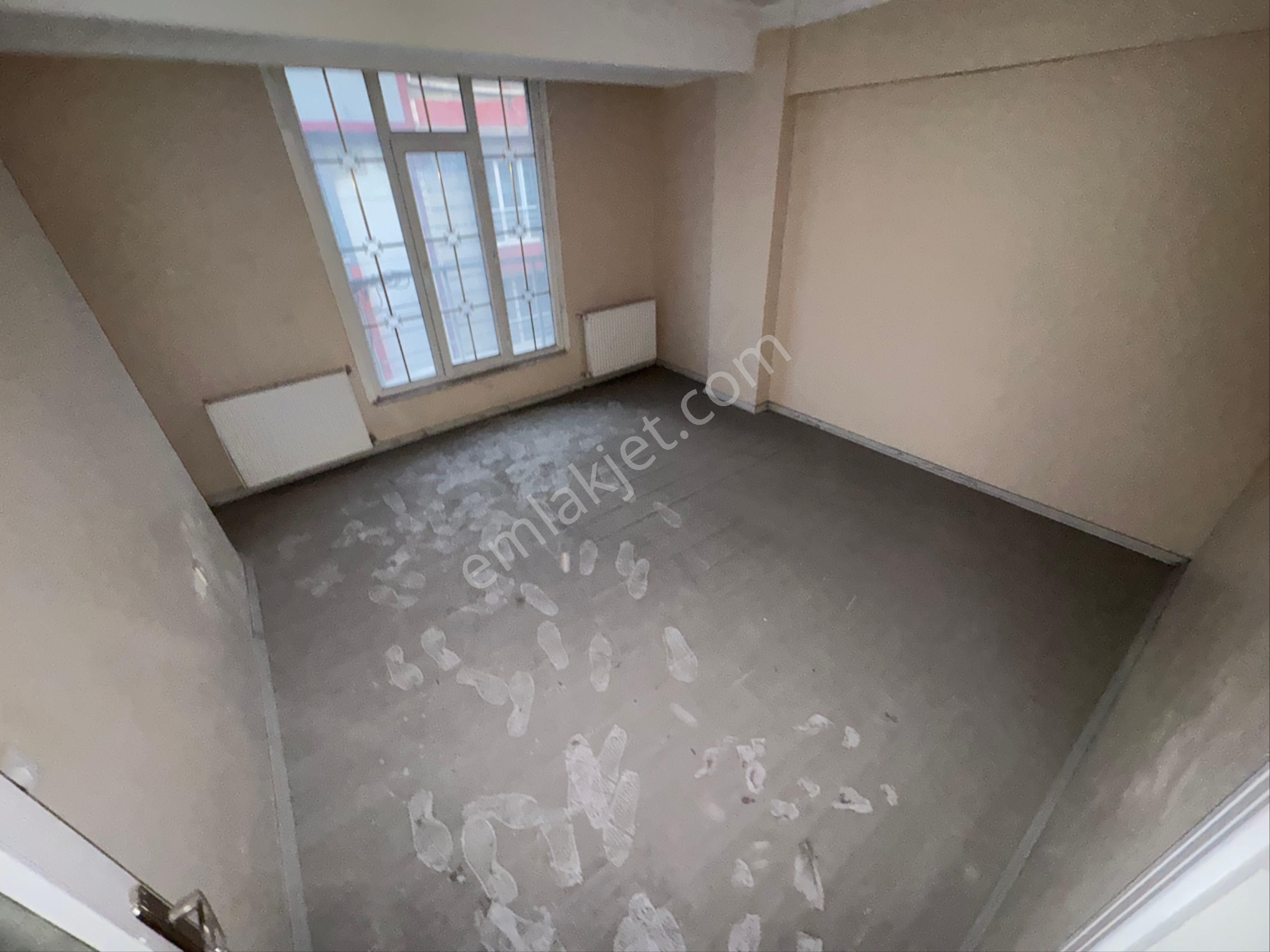 Zafer Yapı Gayrimenkulden Kiralık Daire 3.kat 2+1 90m2 Balkonlu İstanbul Sultangazi Esentepe Mahde - Görsel 4