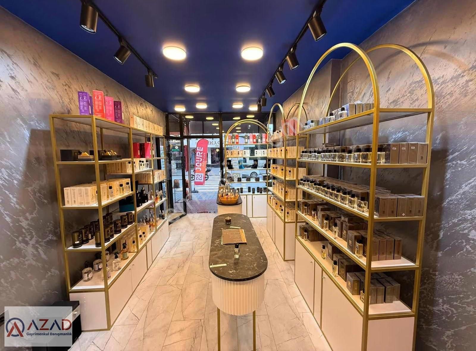 Azad - Atatürk Caddesinde Devren Kiralık İşyeri Çekme Katlı - Görsel 11