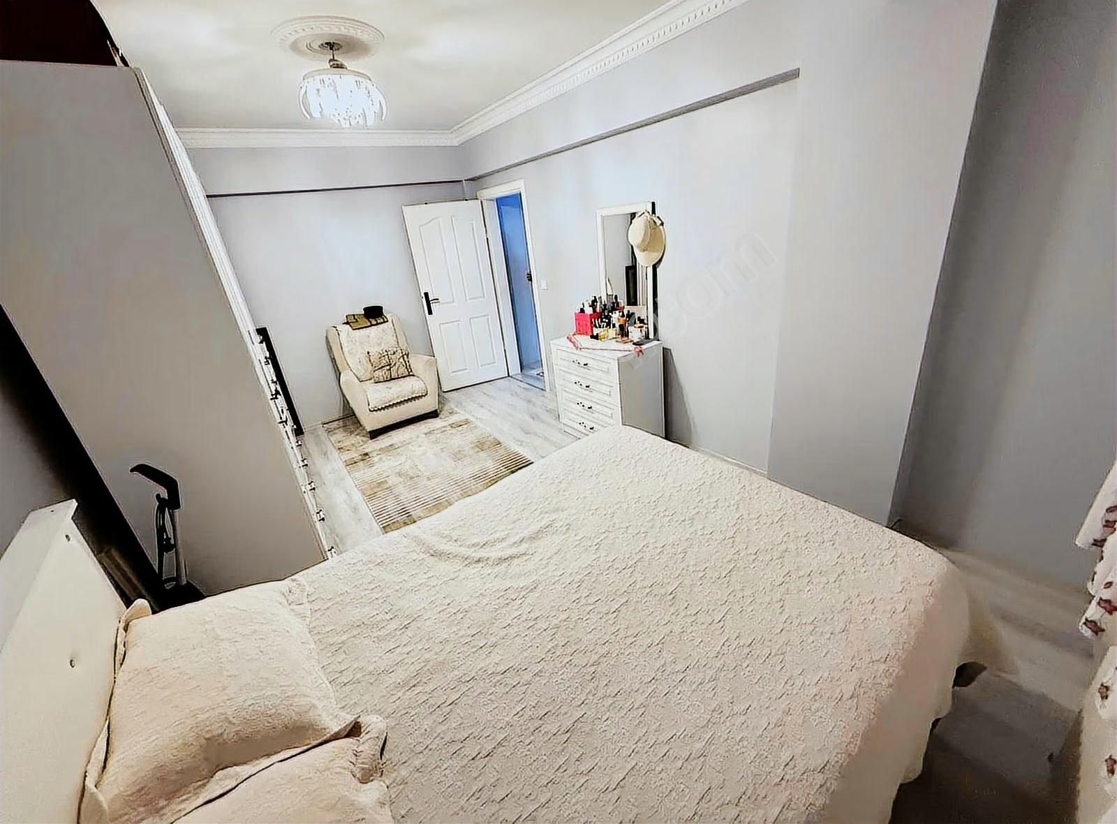 En Güzel Lokasyonda Tek Daire Üzeri Binada 135m2 3+1 İskanlı - Görsel 10