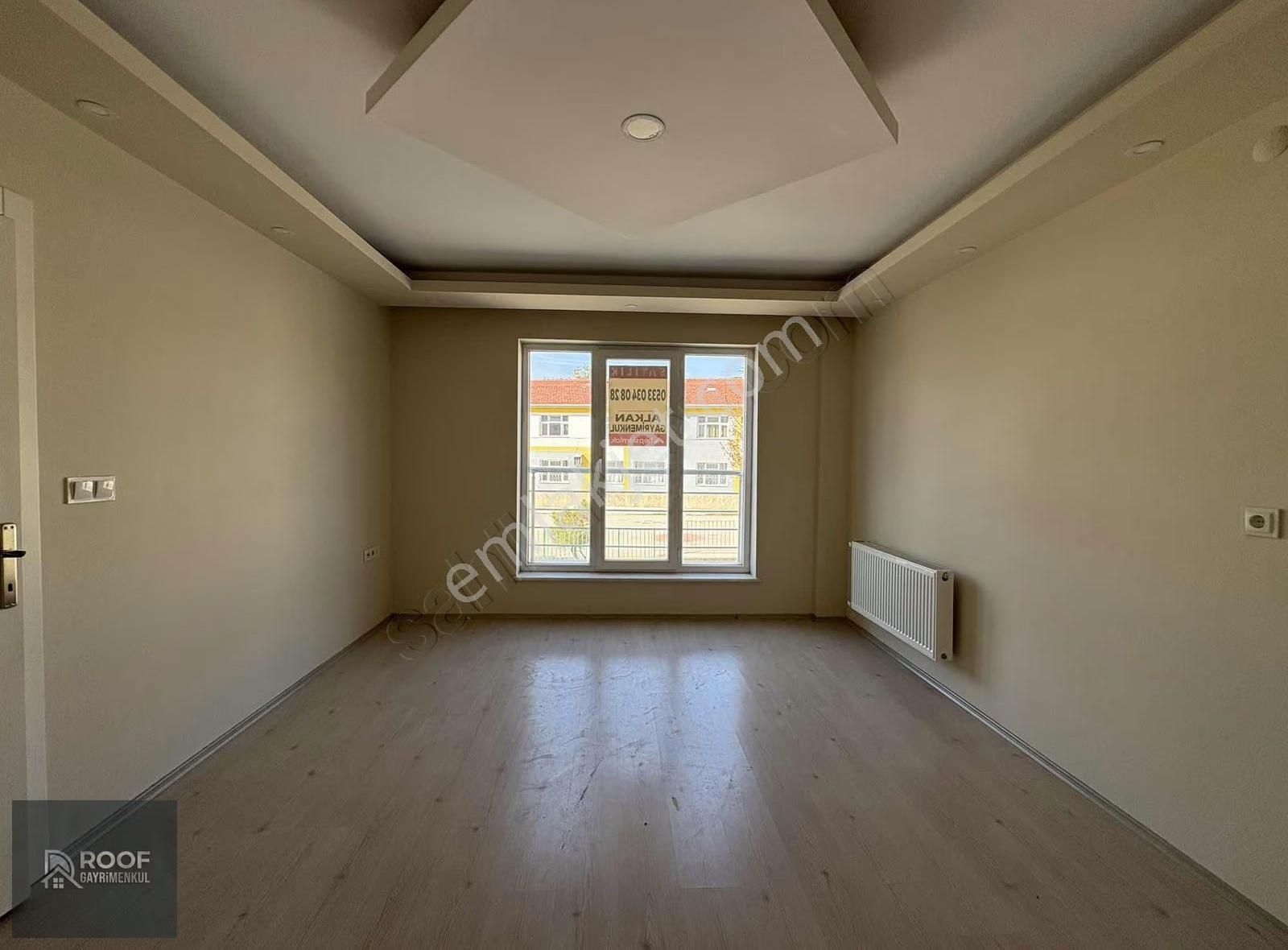 Şirintepe Mahallesin'de Cadde Yanı Kiralık 3+1 - Görsel 2