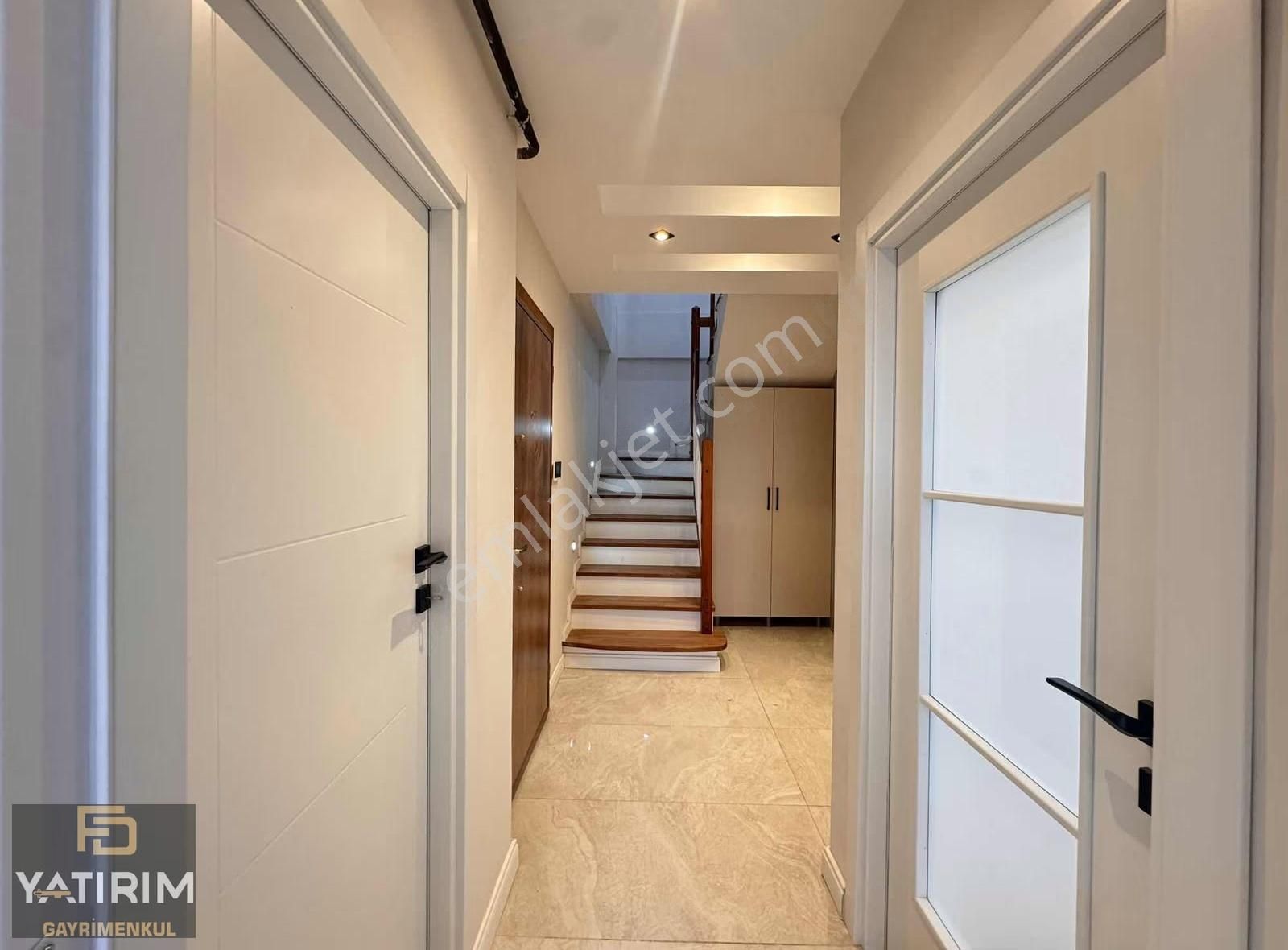 Bağlarbaşı Merkezi Konum Full Manzaralı 4+1 200 M2 Dubleks - Görsel 31