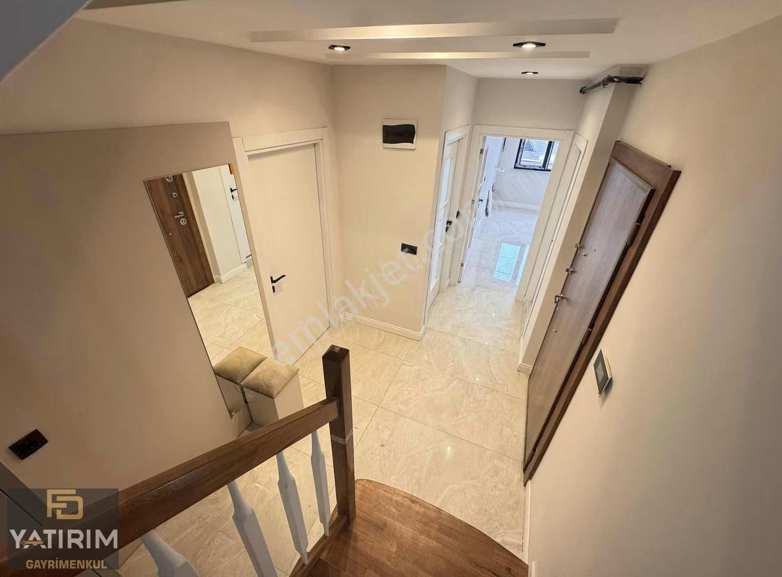 Bağlarbaşı Merkezi Konum Full Manzaralı 4+1 200 M2 Dubleks - Görsel 4