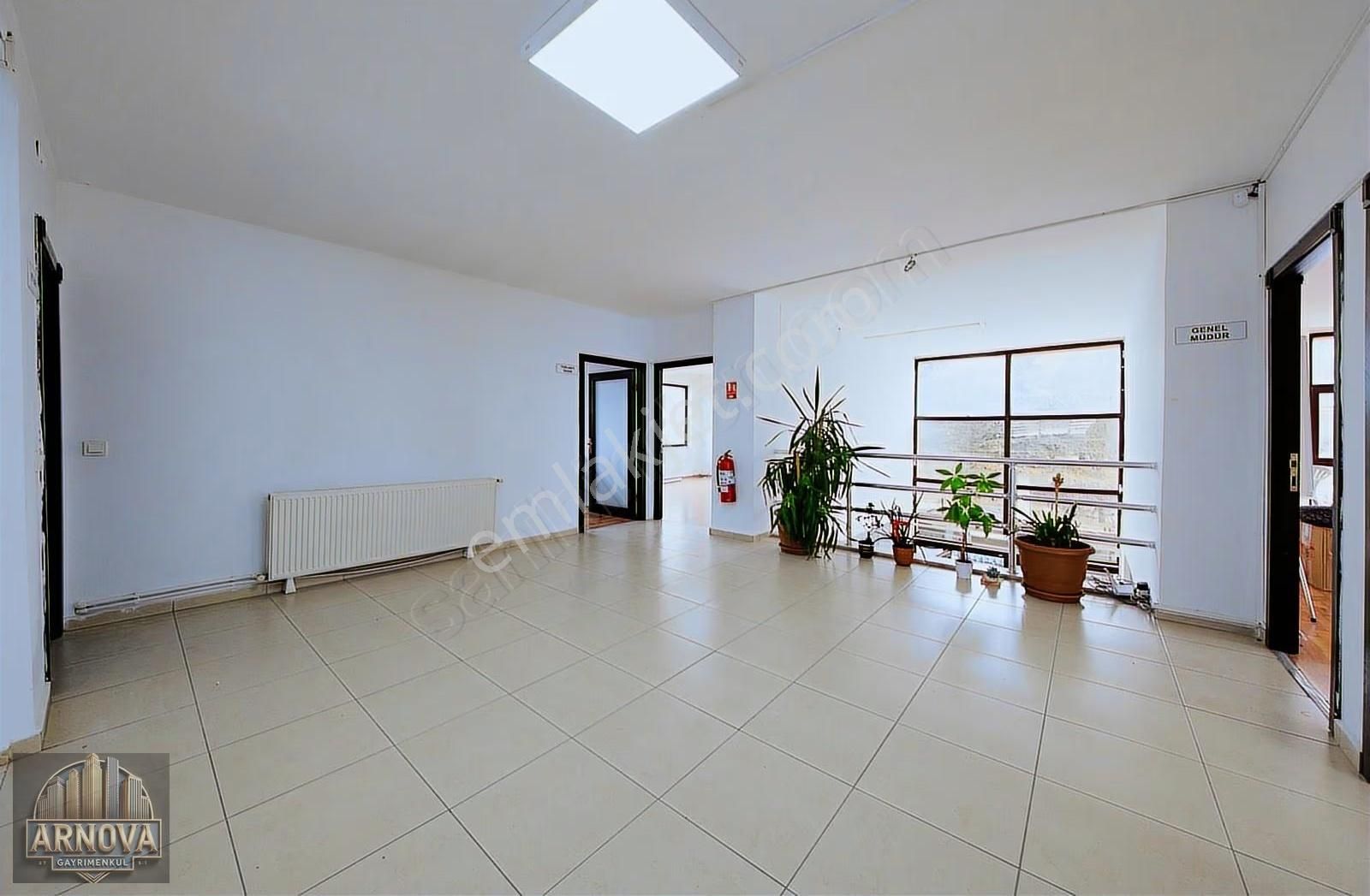 Yaşamkent'in Merkezinde 800m2 Kapalı Alanlı Kiralık Villa - Görsel 25