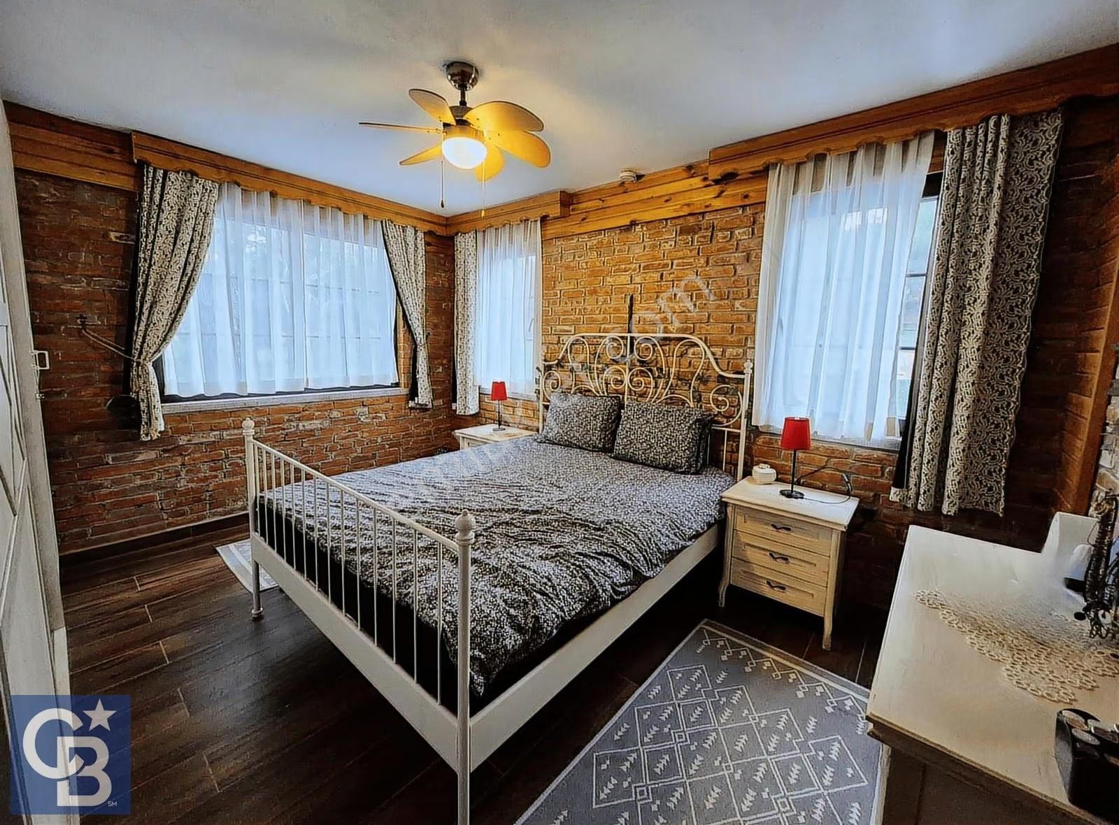 Kozak Yaylasında 5600 M² Arsa Üzerinde Satılık Çiftlik & Villası - Görsel 3