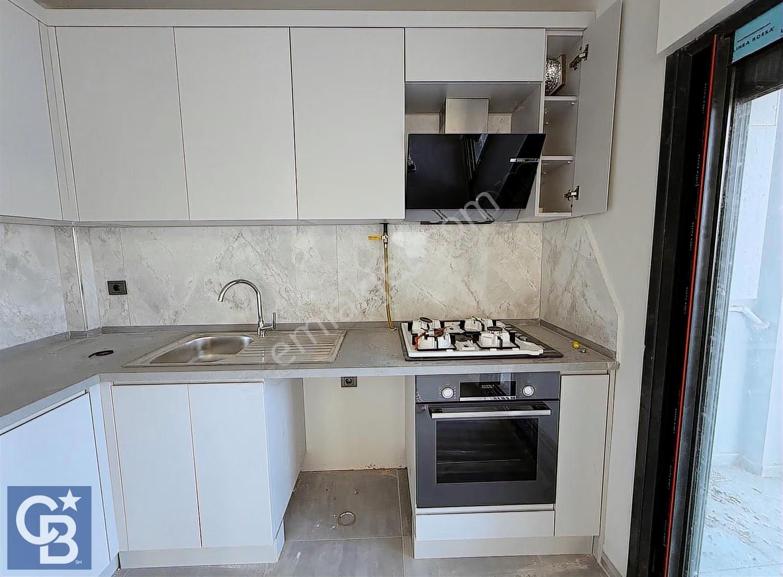 İstiklal Caddesi'nde Kiralık Sıfır 2+1 Geniş Daire - Görsel 13