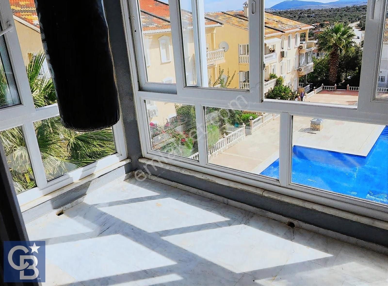Aliağa Şakranda Site İçerisinde Satılık Havuzlu Villa - Görsel 16