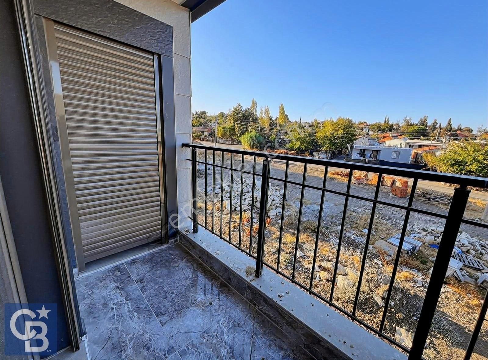 Havuzlu Sitede Çift Cephe Kapalı Mutfaklı 2+1 - Görsel 5