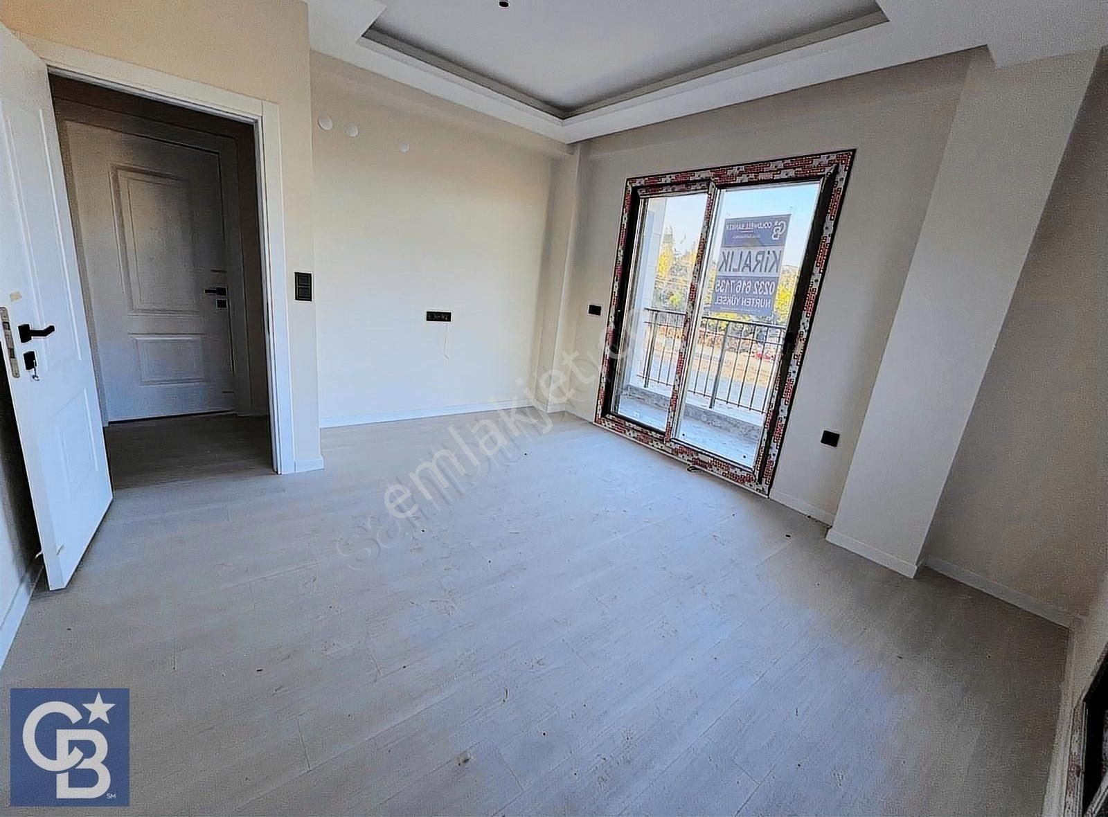 Havuzlu Sitede Çift Cephe Kapalı Mutfaklı 2+1 - Görsel 13