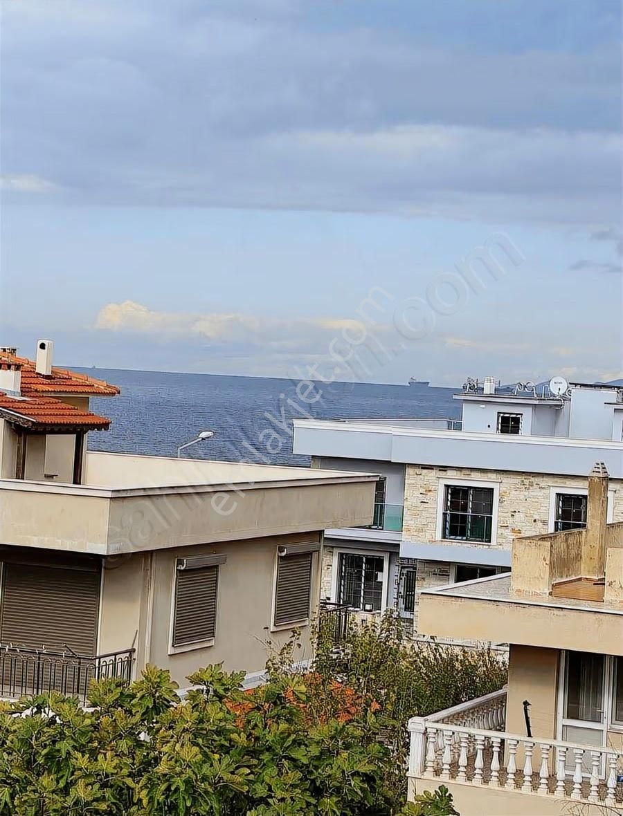 Canyurt Gayrimenkulden Yeni Foçada Deniz Manzaralı Villa - Görsel 5