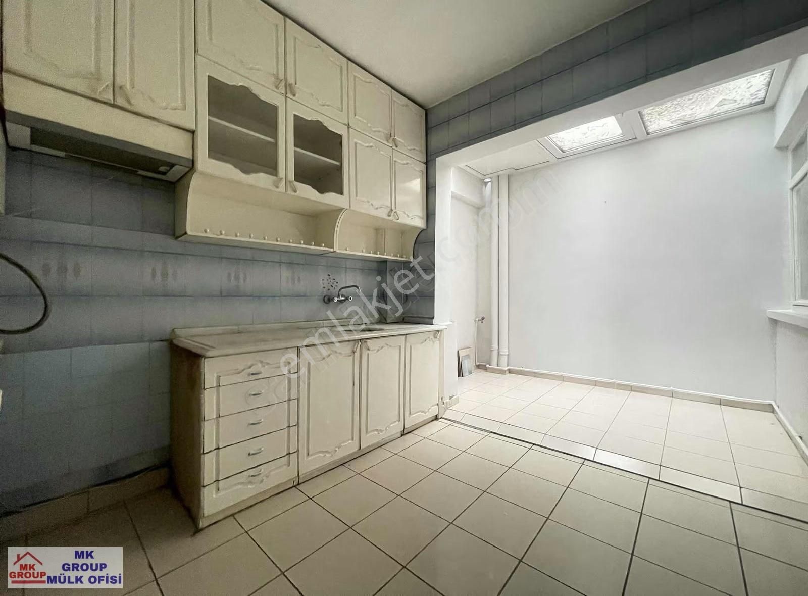 Sivas Caddesi Üzerinde Geniş Oturumlu 2+1 Kiralık Daire - Görsel 9