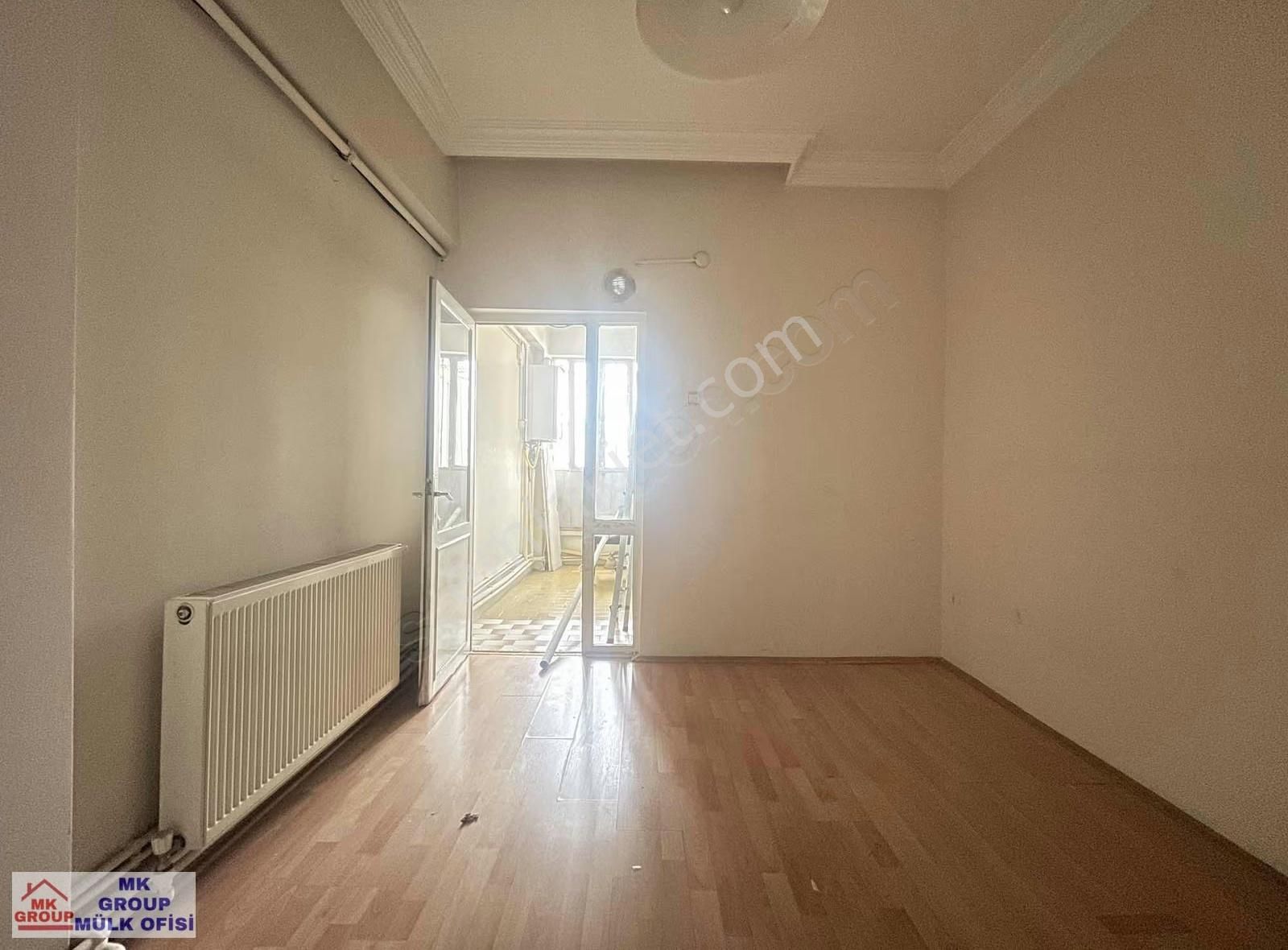 Sivas Caddesi Üzerinde Geniş Oturumlu 2+1 Kiralık Daire - Görsel 14