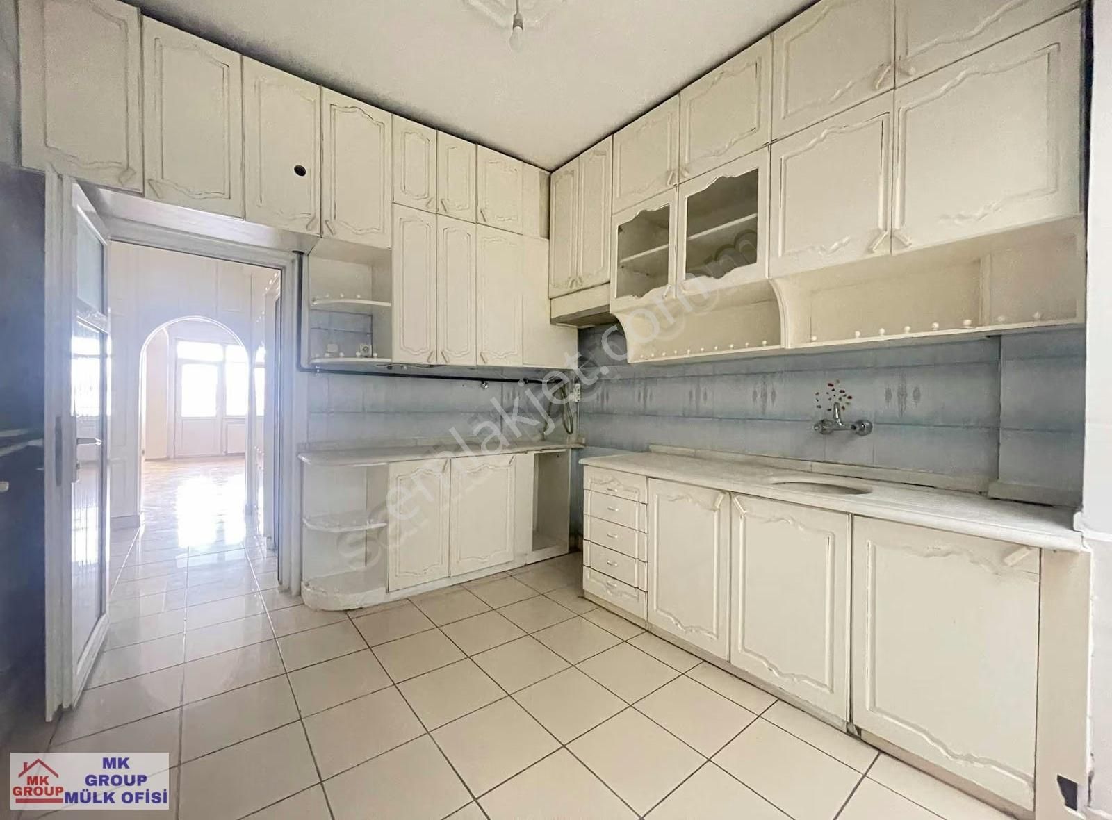 Sivas Caddesi Üzerinde Geniş Oturumlu 2+1 Kiralık Daire - Görsel 8