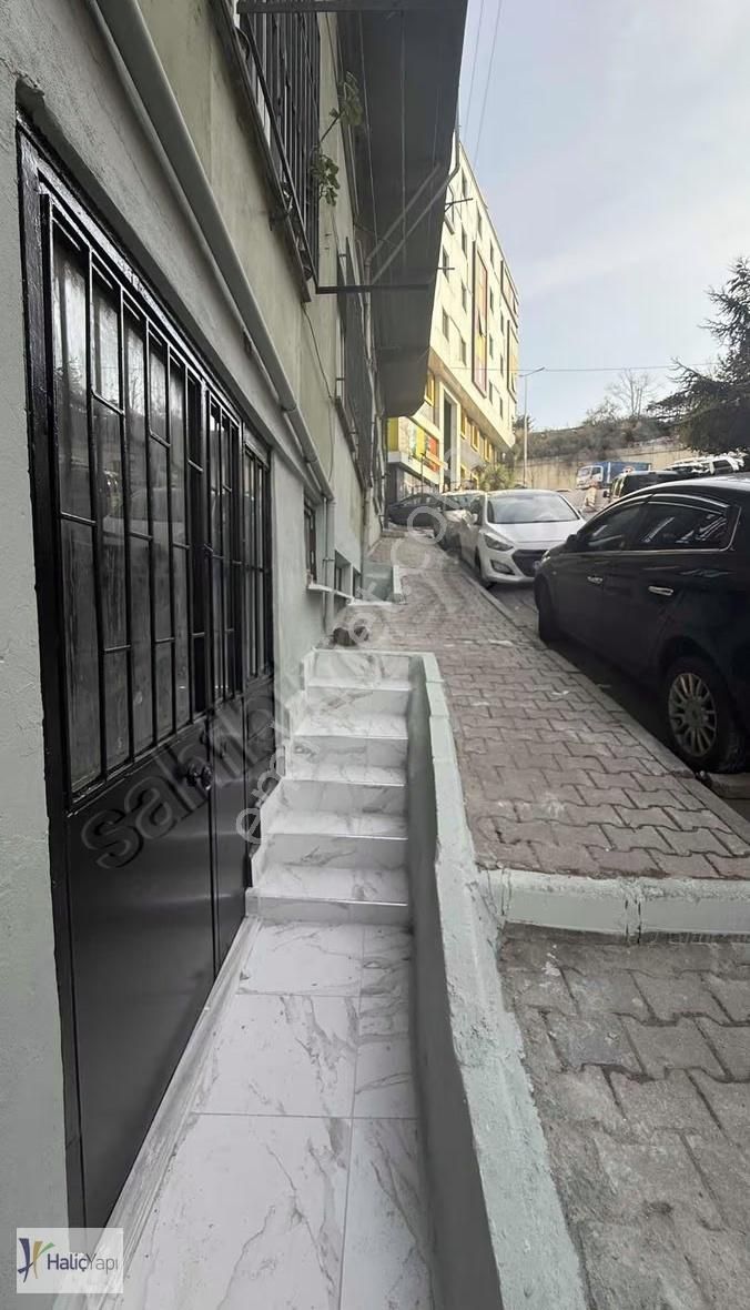 Gürselde Tempo Otel Yanı Giriş Masrafsız Kiralık Dükkan - Görsel 11