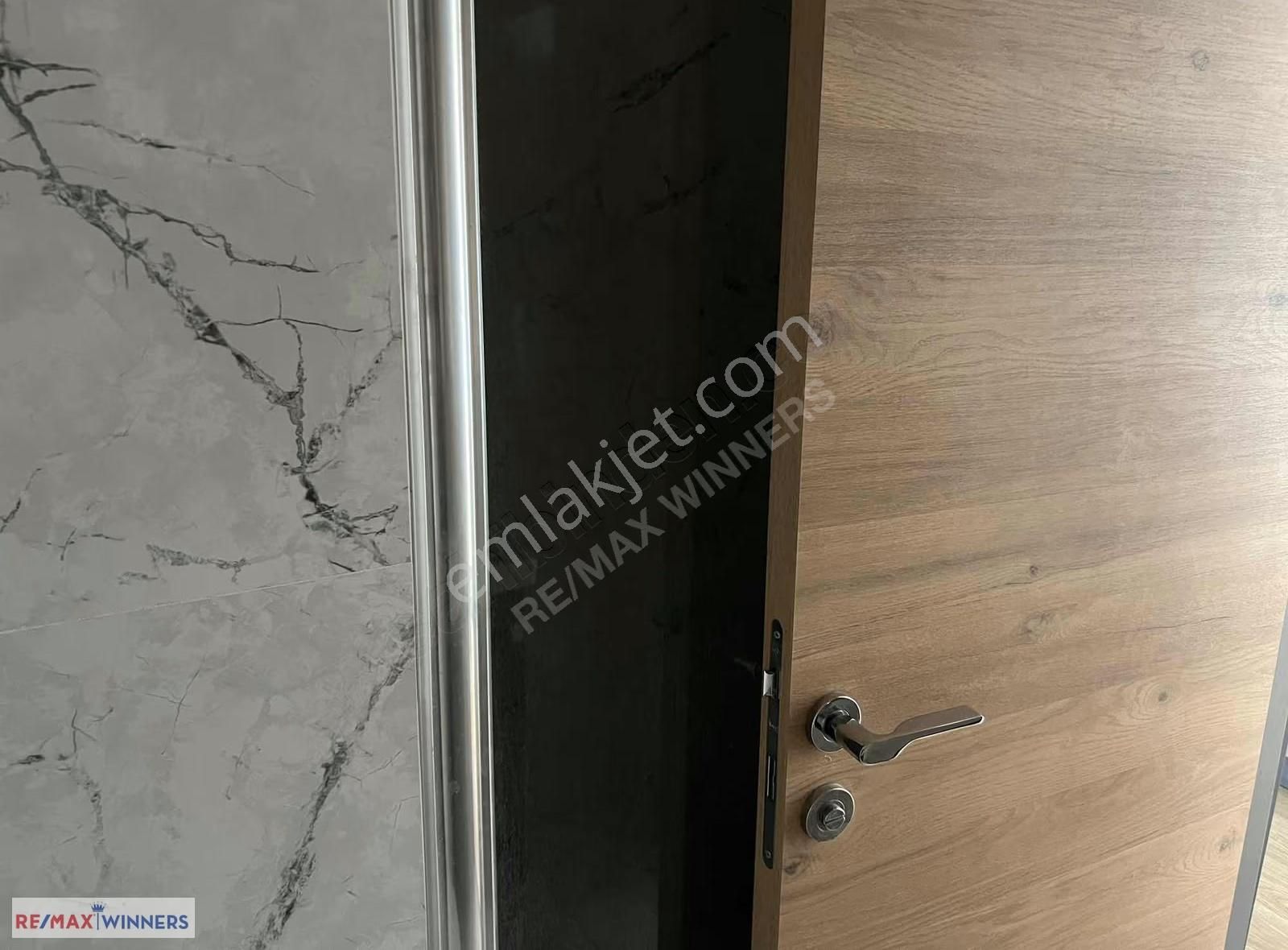 Ekpa 1207 Sitesinde Ara Kat Havuz Cepheli 1+1 - Görsel 40