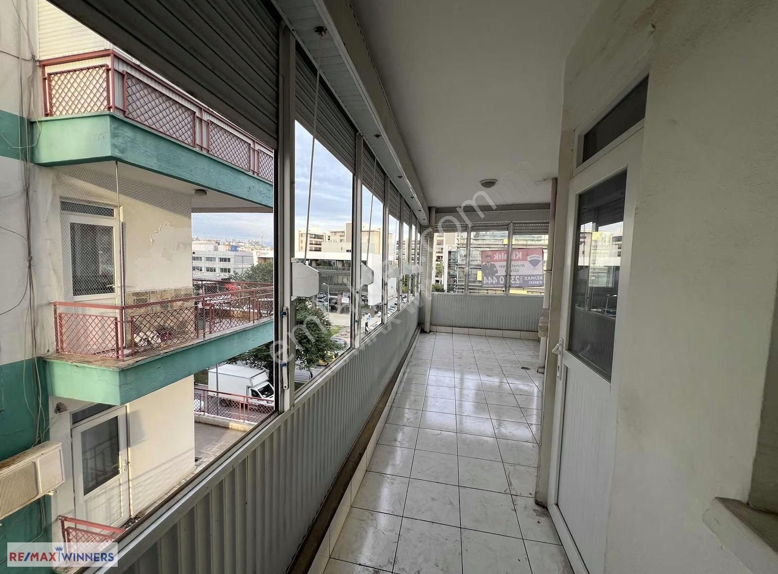 Mevlana Caddesinde 3+1 Ara Kat Kiralık - Görsel 25