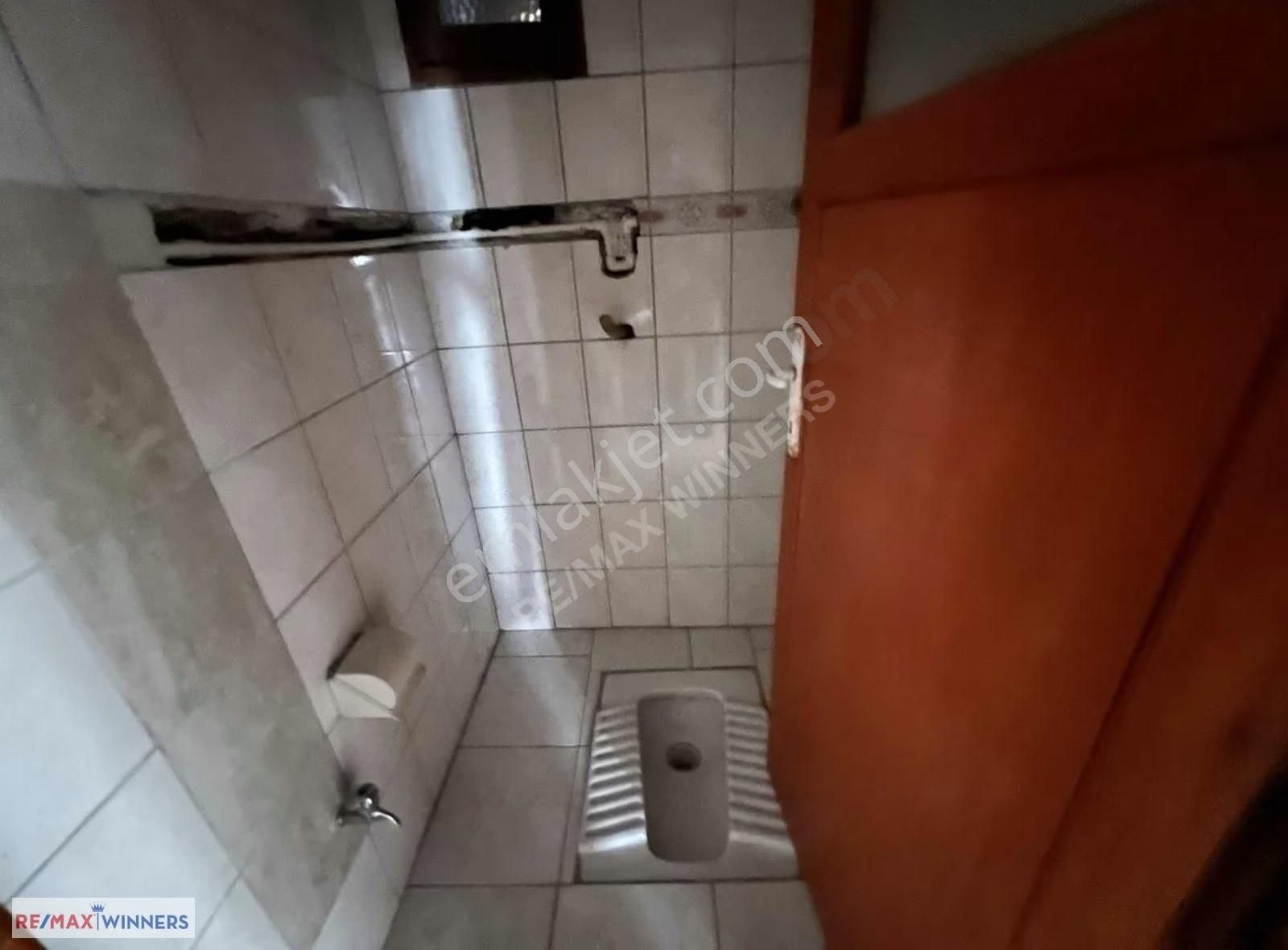 Mevlana Caddesinde 3+1 Ara Kat Kiralık - Görsel 15