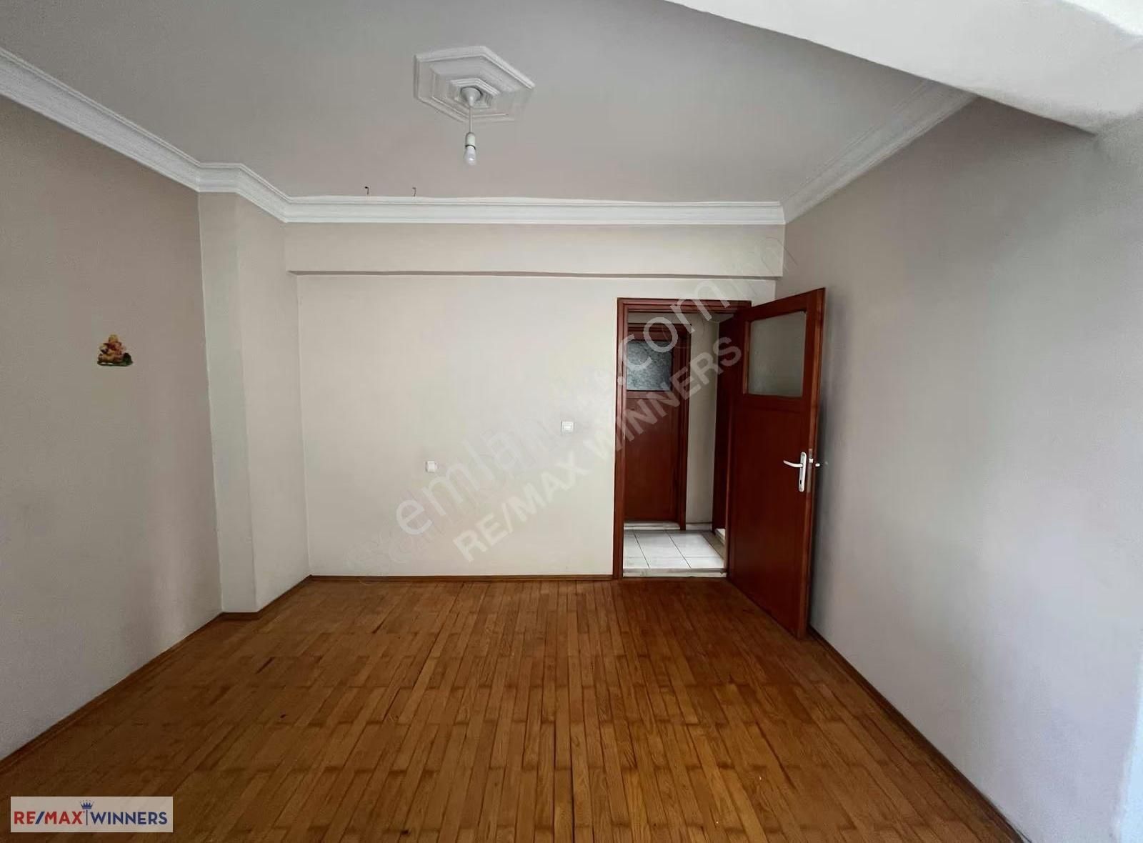 Mevlana Caddesinde 3+1 Ara Kat Kiralık - Görsel 29