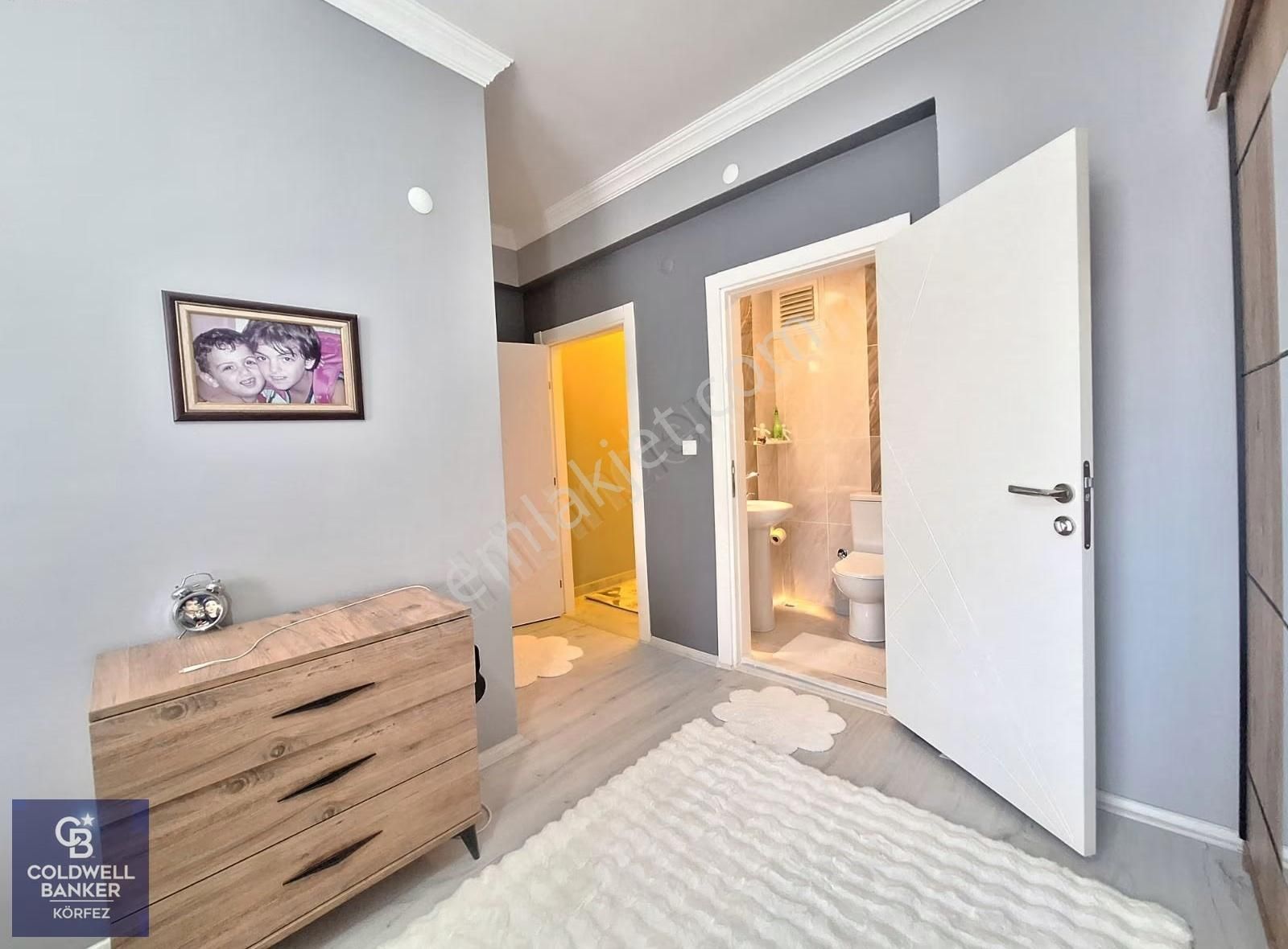 Edremit'te Muhteşem Manzaralı 168m² Net / 3+1 - Görsel 18