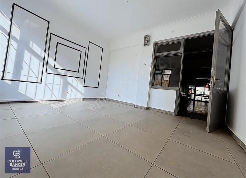 Edremit Çarşı Merkezde Kiralık Dükkan - Görsel 5