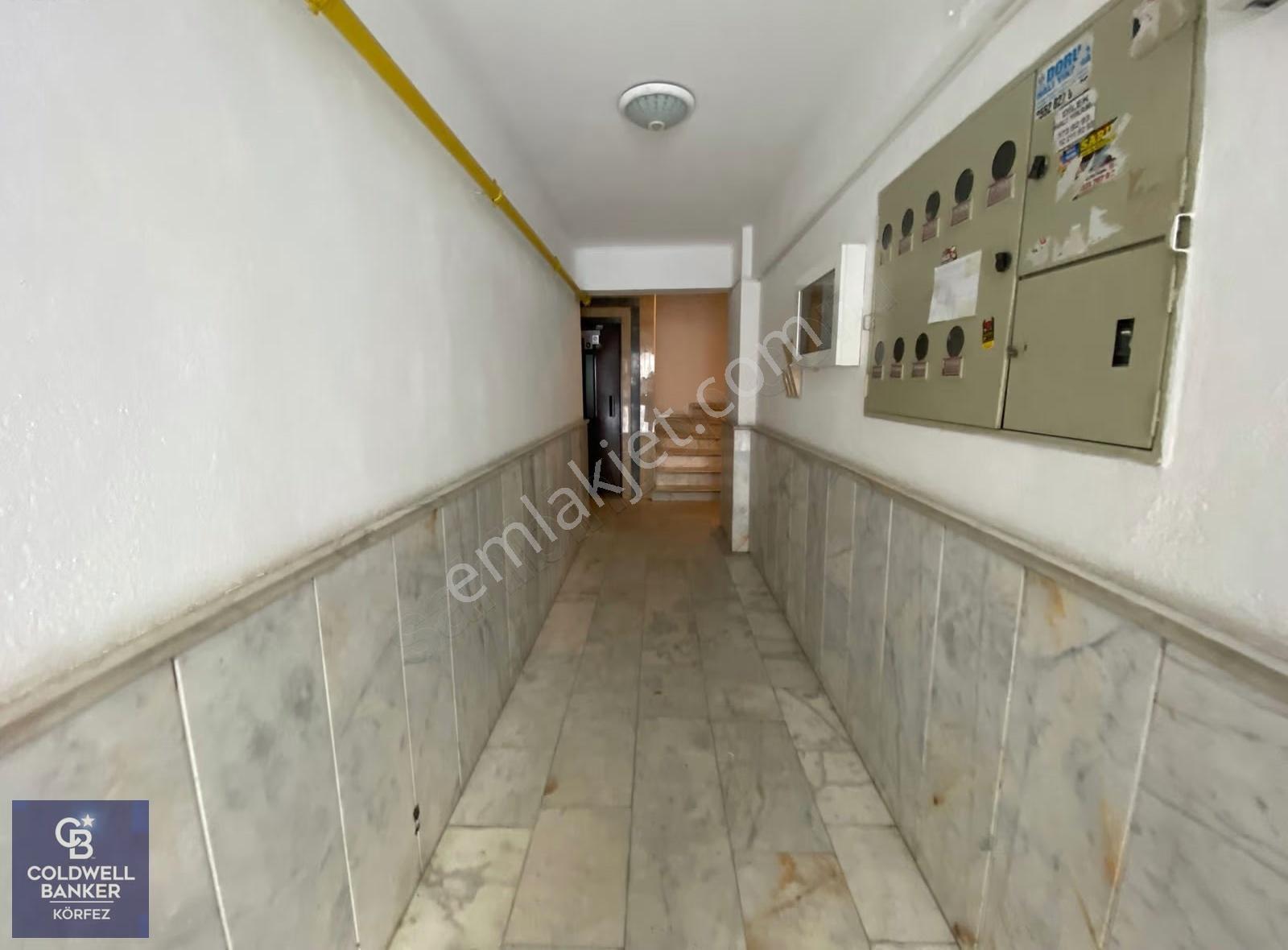 Edremit Adliye Karşısında Satılık 3+1 Daire - Görsel 2