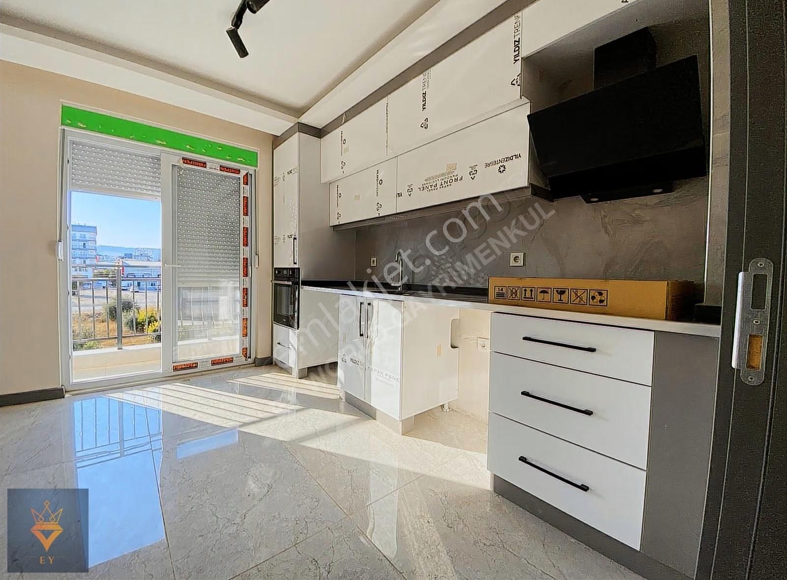 Varsak Demirel'de Tramvaya 1 Parslel 3+1 Katta Sıfır Daire - Görsel 14