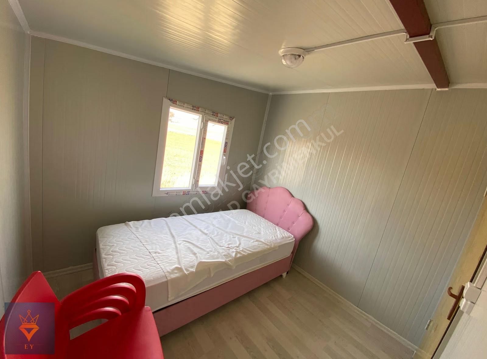 Elmalı Bozhüyük'de İçersinde Konteyner Olan Hobi Bahçesi - Görsel 14