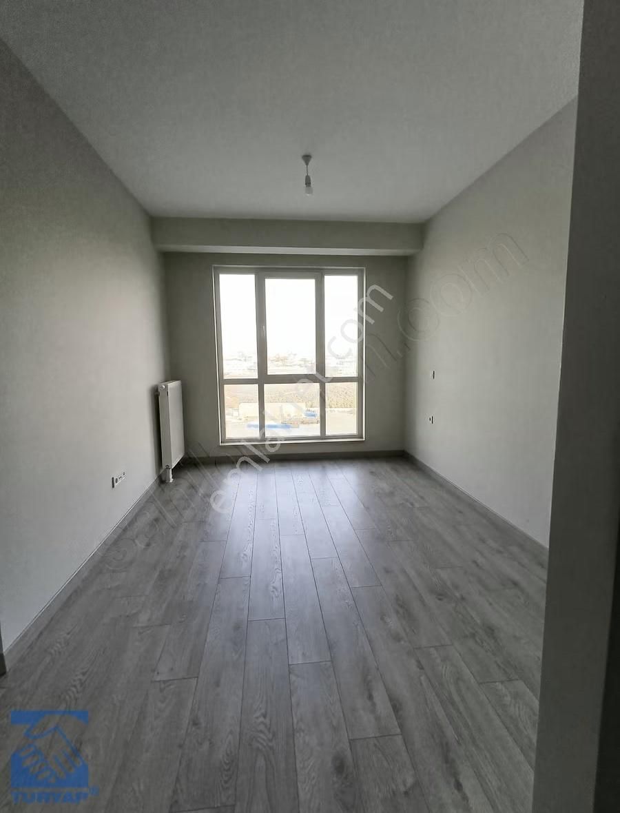 Turyap'tan Başakşehir Mavera Comfort Projesi 4+1 Kiralık Daire - Görsel 24