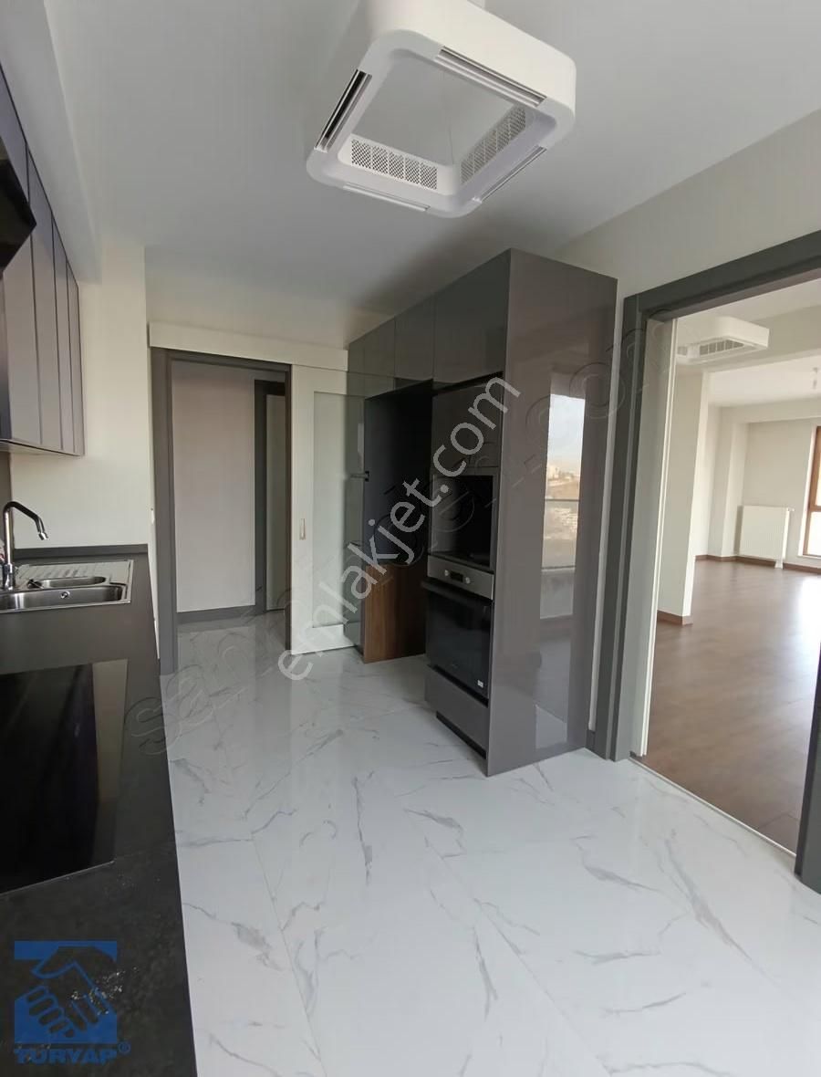Turyap'tan Başakşehir Mavera Comfort Projesi 4+1 Kiralık Daire - Görsel 20