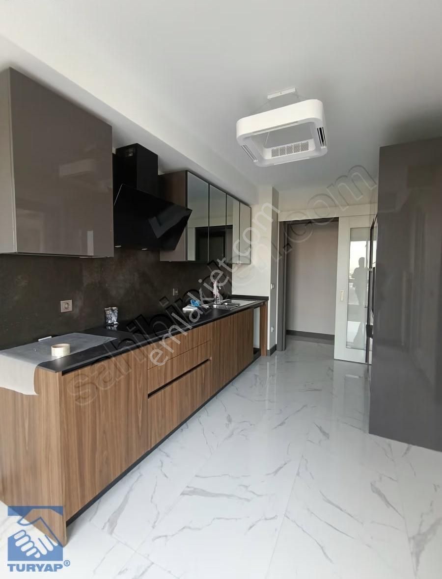 Turyap'tan Başakşehir Mavera Comfort Projesi 4+1 Kiralık Daire - Görsel 2