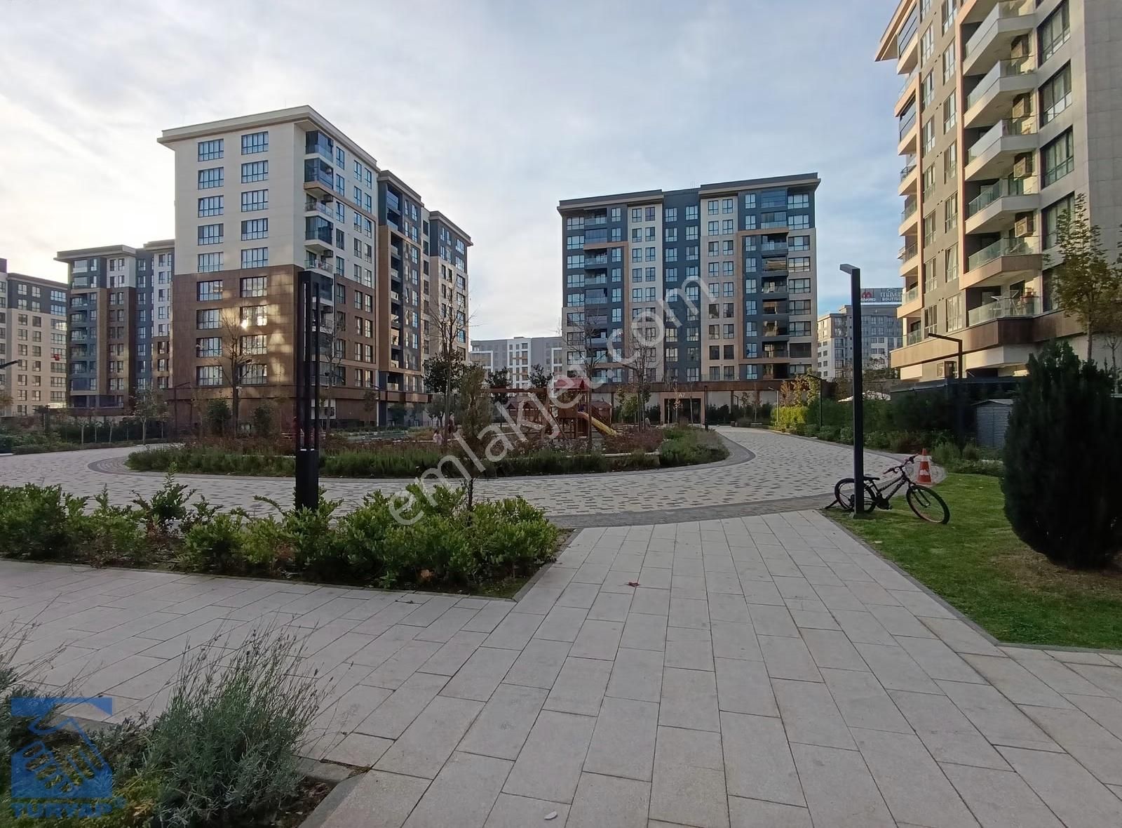 Turyap'tan Başakşehir Mavera Comfort Projesi 4+1 Kiralık Daire