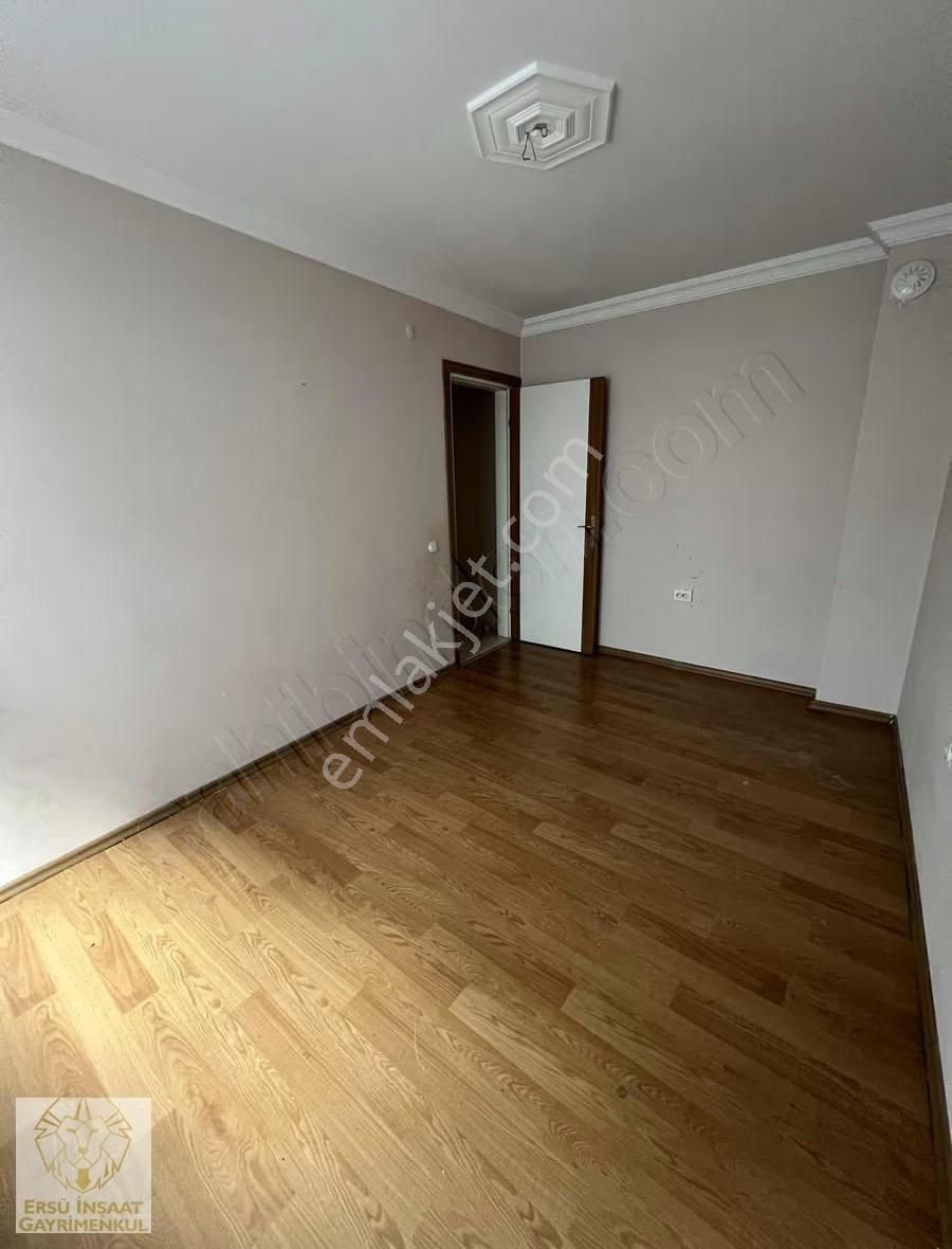 Ersü'den 3+1 Yeni Bina Doğalgazlı Otoparklı Asansörlü Arakat - Görsel 8