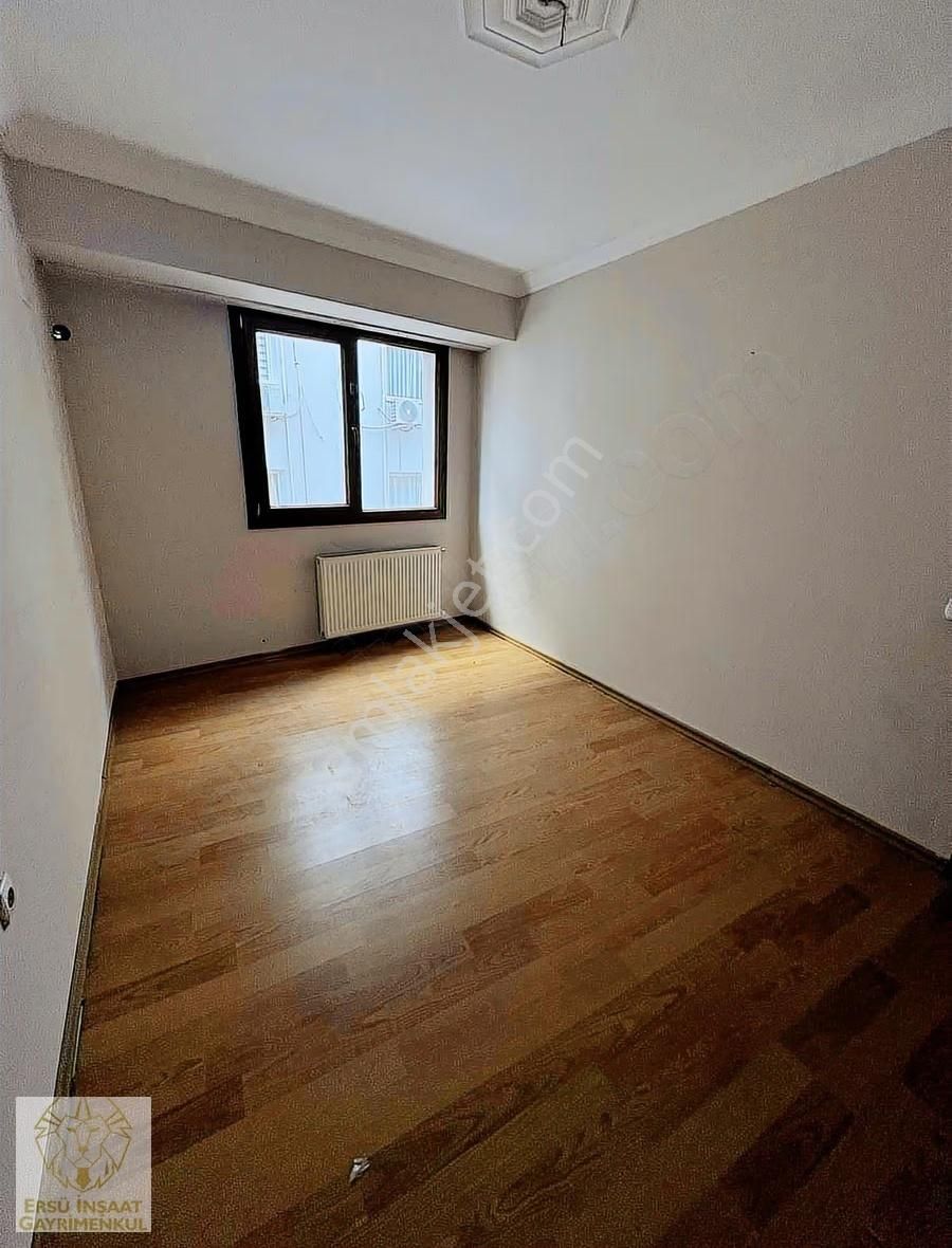 Ersü'den 3+1 Yeni Bina Doğalgazlı Otoparklı Asansörlü Arakat - Görsel 10